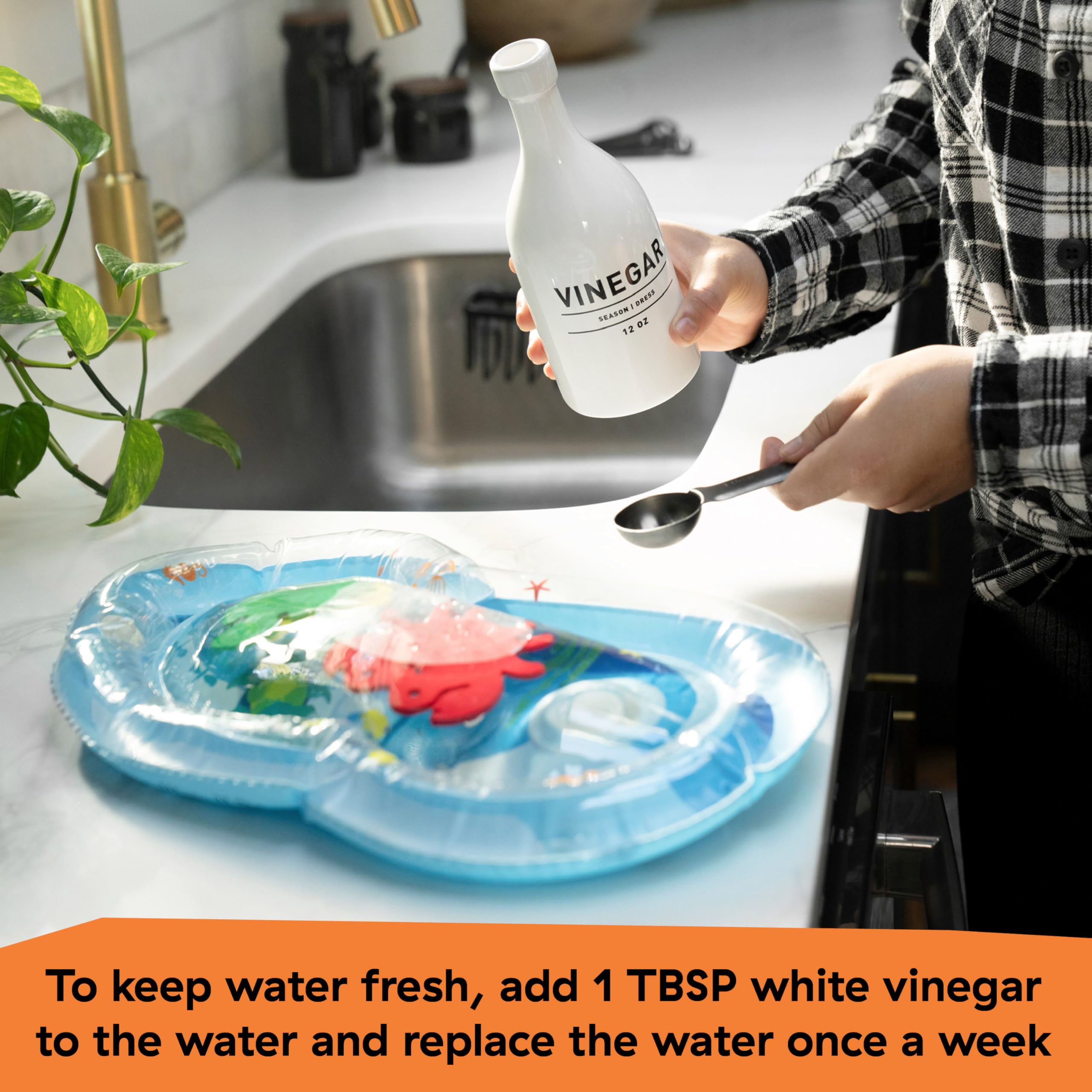 Baby Einstein Ocean Explorers Snack & Splash Faltbar Hochstuhl mit Wassermatte und 5-Punkt-Sicherheitsgurt, für Kinder ab 6 Monaten, Unisex