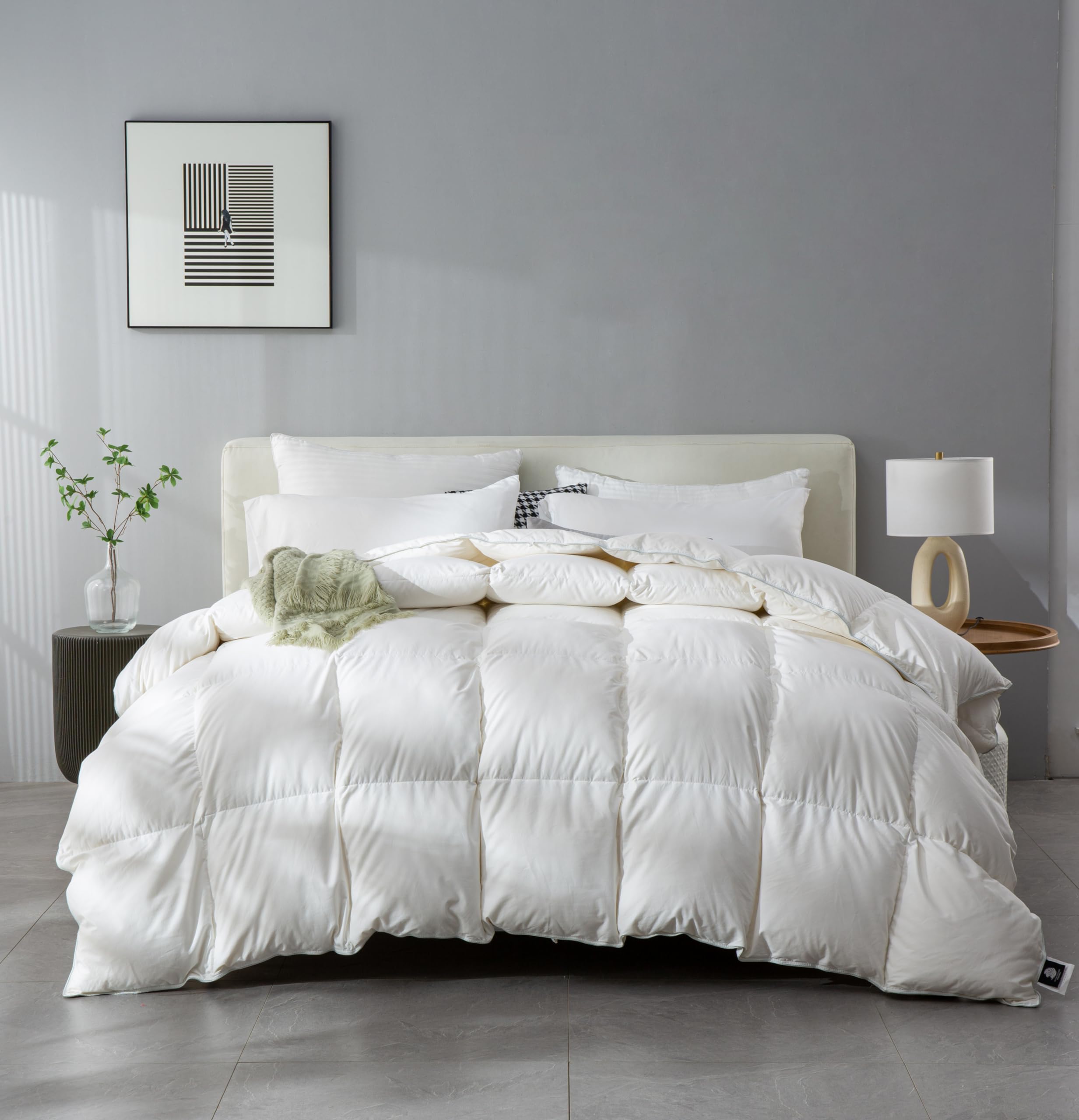 KUSNUGHotel Collection Goose Feather Down Queen Comforter, Luxury Duvet Insert with Soft Egyptian Cotton-Poly Cover,850 FP Fluffy Bedding with 8 Corner Tabs,Lightweight Bed Comforter(White,90x90)