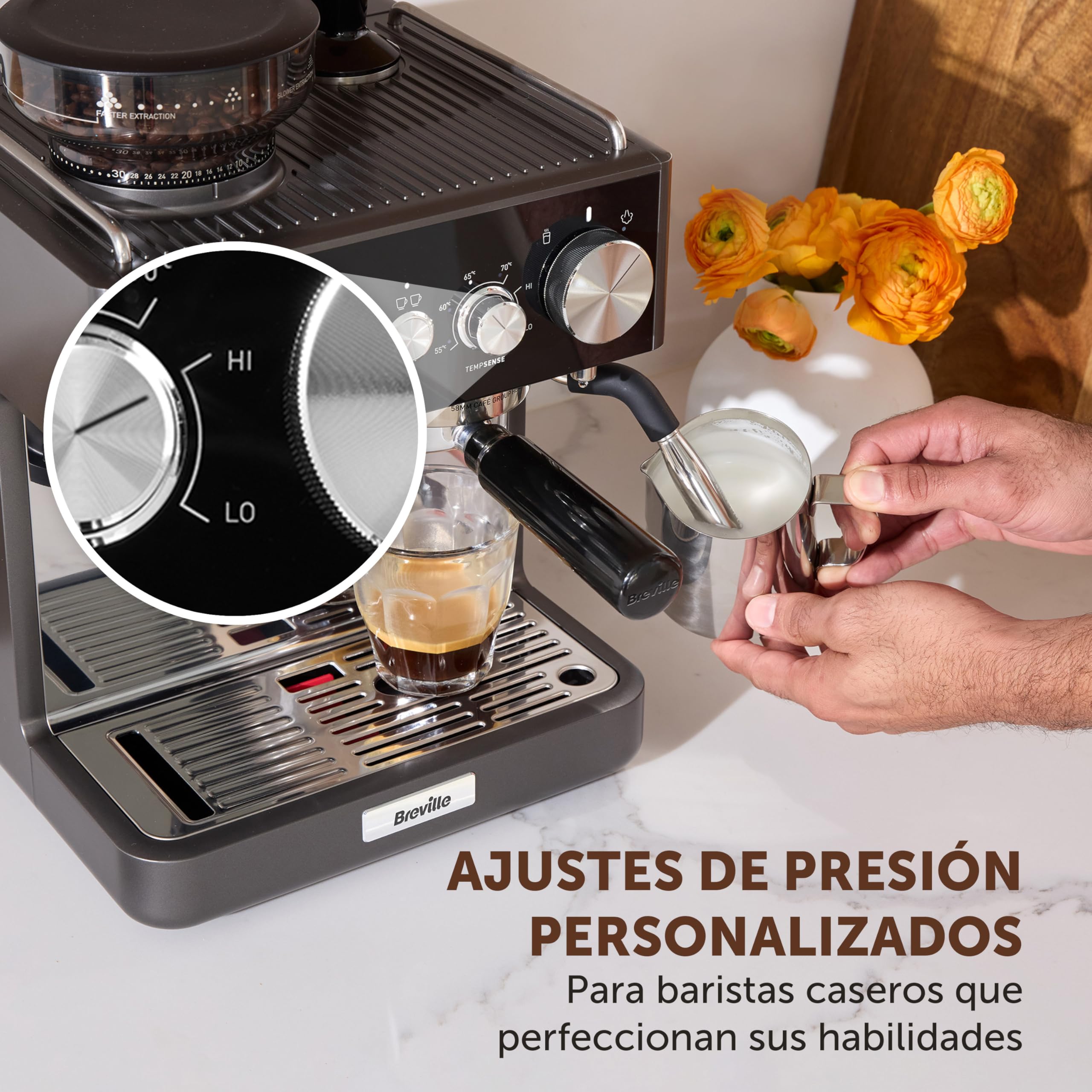 Breville Barista Sense Macchina per caffè espresso | Macchina da caffè con macinacaffè integrato e montalatte | Lancia vapore TempSense | Pompa italiana da 15 bar | Nero [VCF187X]