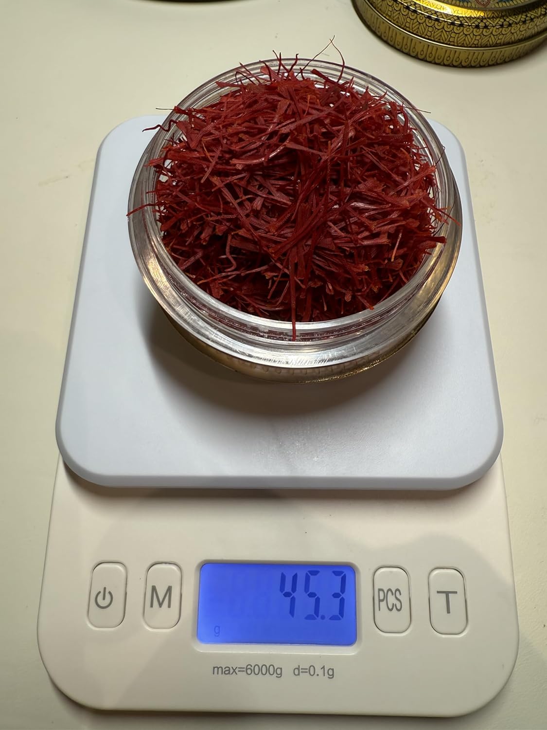 YRY Super Negin Grade Saffron Threads - 100% Pure and Natural | Lab-Tested for Vibrant Color and Rich Flavor | Luxury Golden Tin | Ideal for Paella, Risotto, and More | 5g