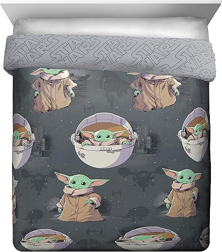 Miniatura 3 de Juego de ropa de cama Queen de 5 piezas de Star Wars The Mandalorian The Child, incluye edredón reversible y sábanas con Baby Yoda, de microfibra
