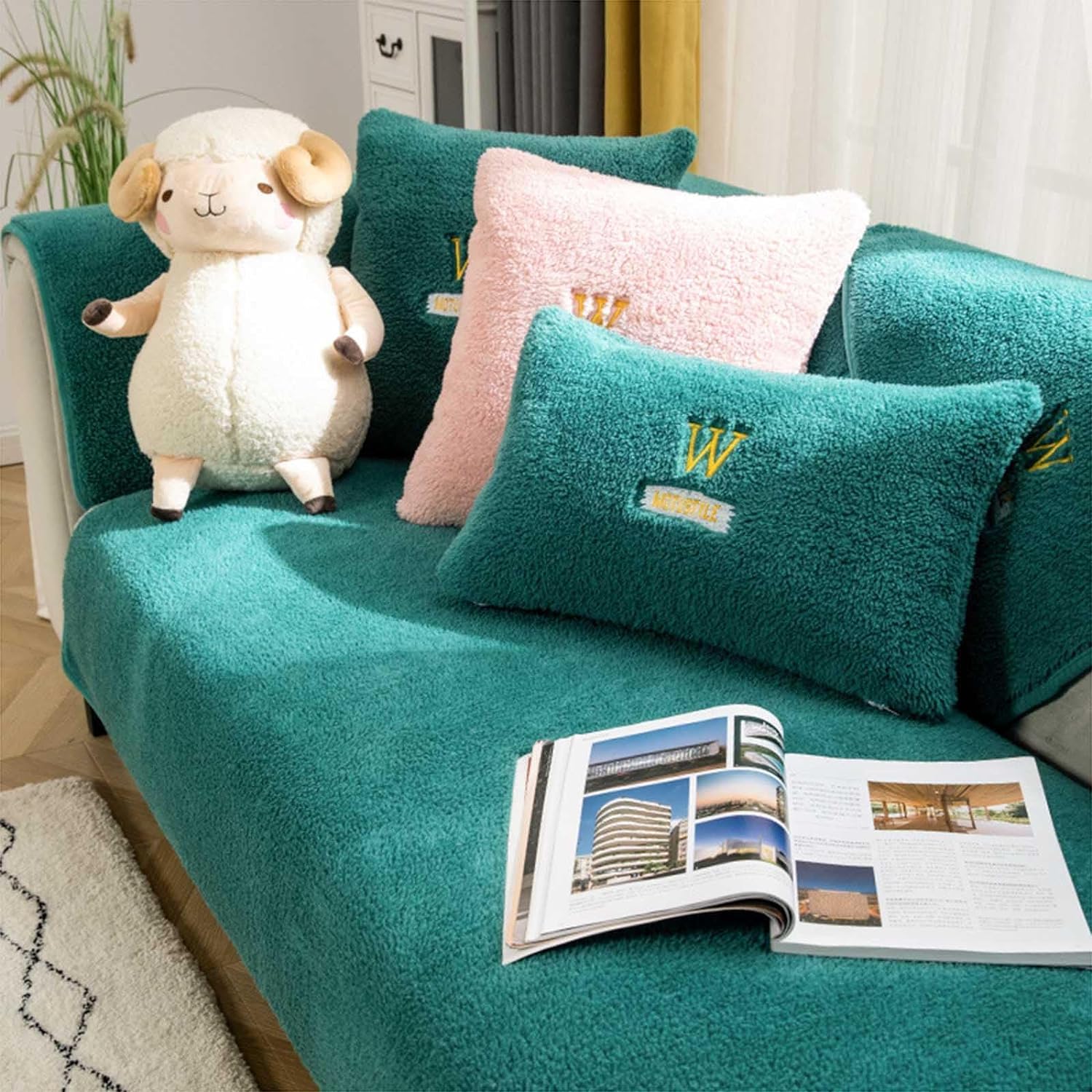 Sitting Room Sofa Cover Cashmere 1 2 3 4 Seater Soft Warm Sofa Slipcover For Corner L Shape Funny Fuzzy Sofa Cover Non-Slip Velvet Sofa Cushion Covers Thick Furniture Protector (Color : C, Size : 90