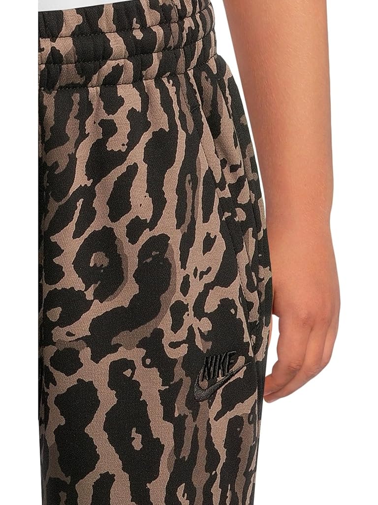 Black Nike Sportswear Club Fleece Printed Loose Pants (Little Kid/Big Kid)