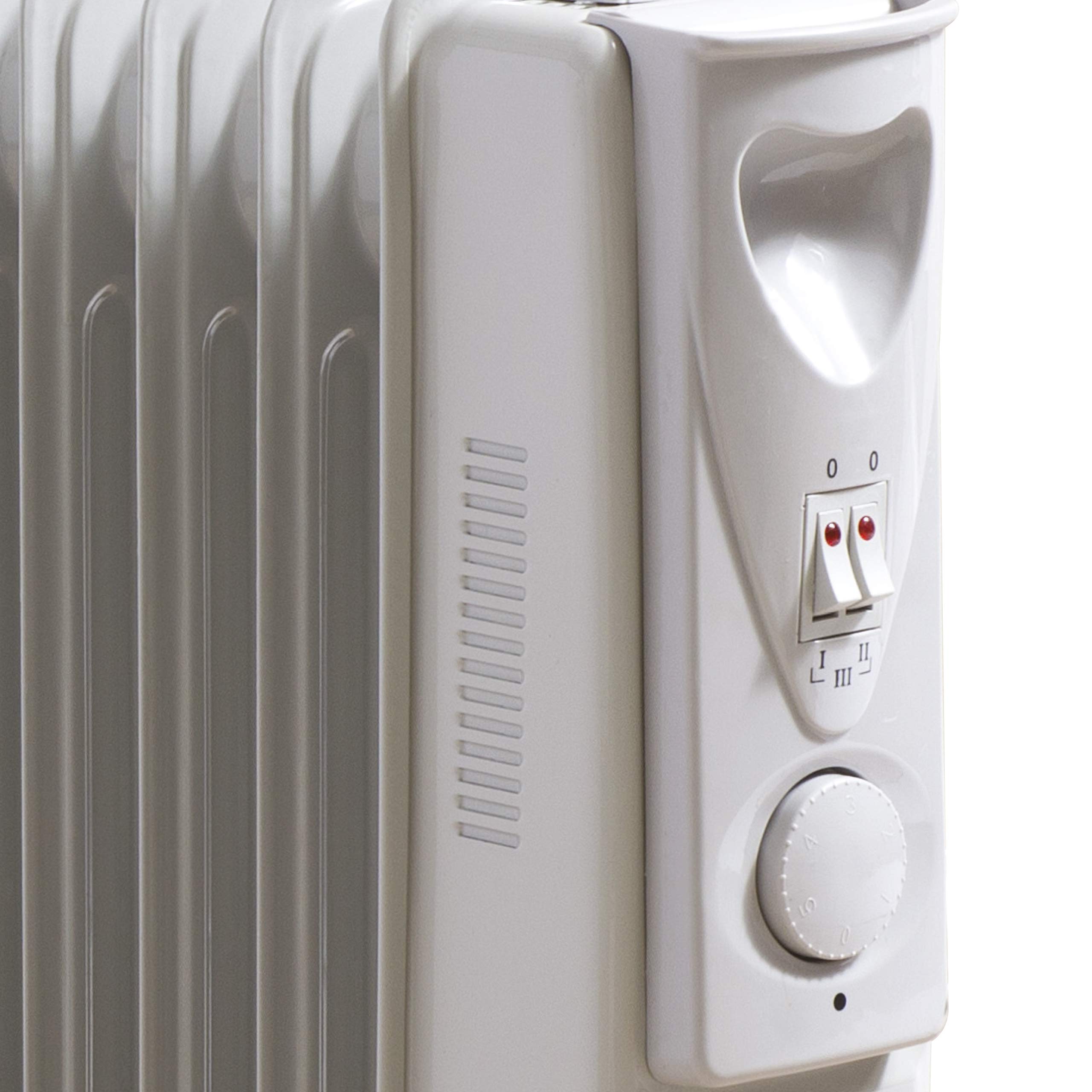 Daewoo 11 Fin 2500W Portable Oil Filled Radiator Heater with Thermostat u0026  Wheels (White) : Amazon.co.uk: DIY u0026 Tools
