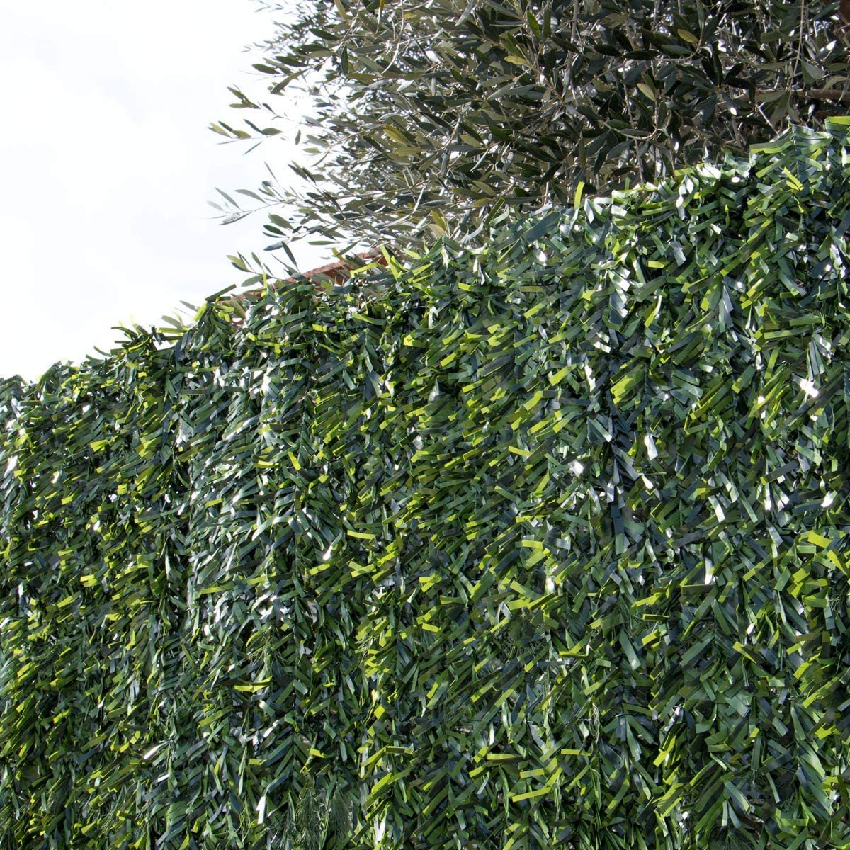 Siepe artificiale da giardino in rotolo da 1,5 x 3 m (4,5 m²), ideale per balcone o recinzione, effetto abete