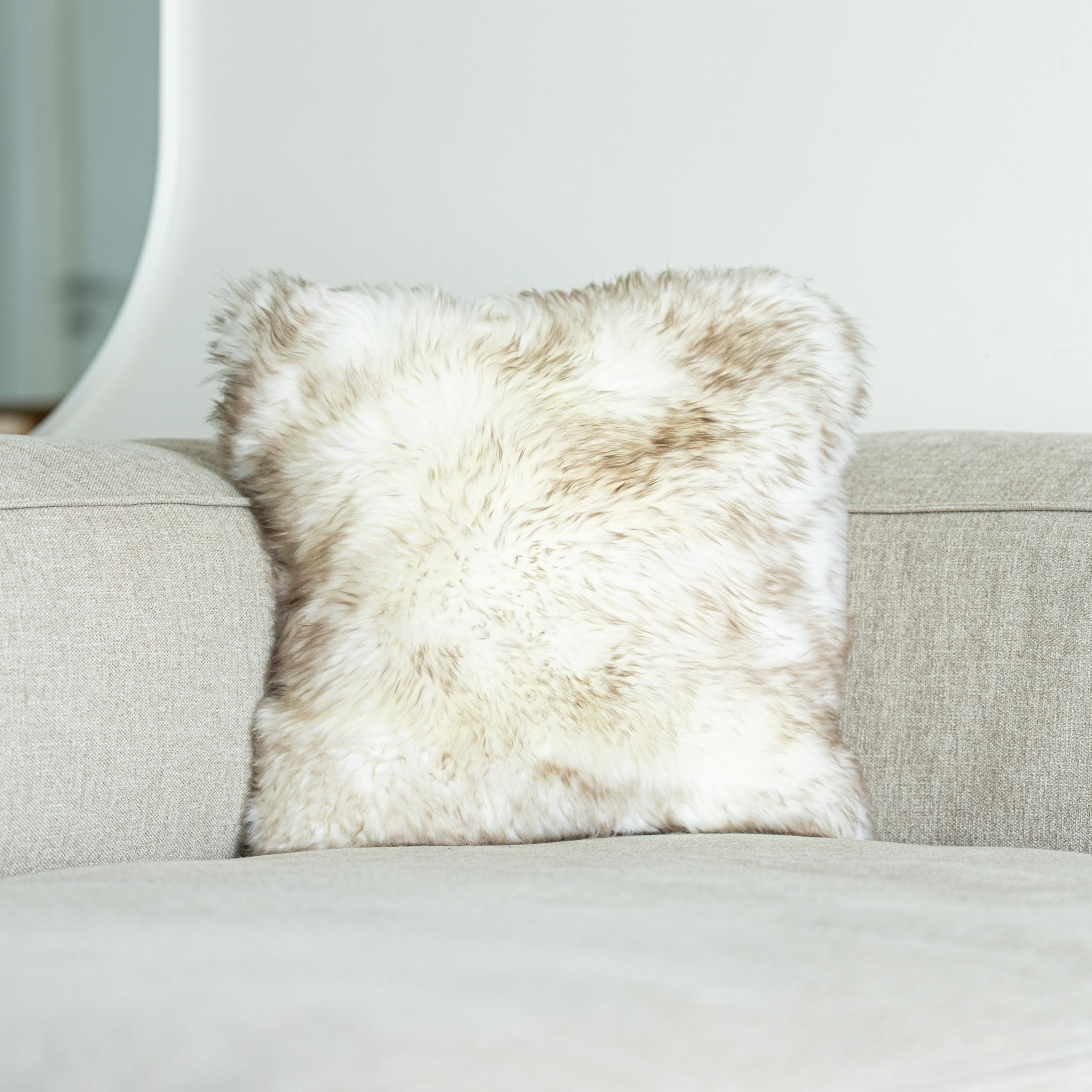 Nordic Sheep Fluffy Sheepskin Cushion Covers 40x40cm, Wolf Tip โ image 1