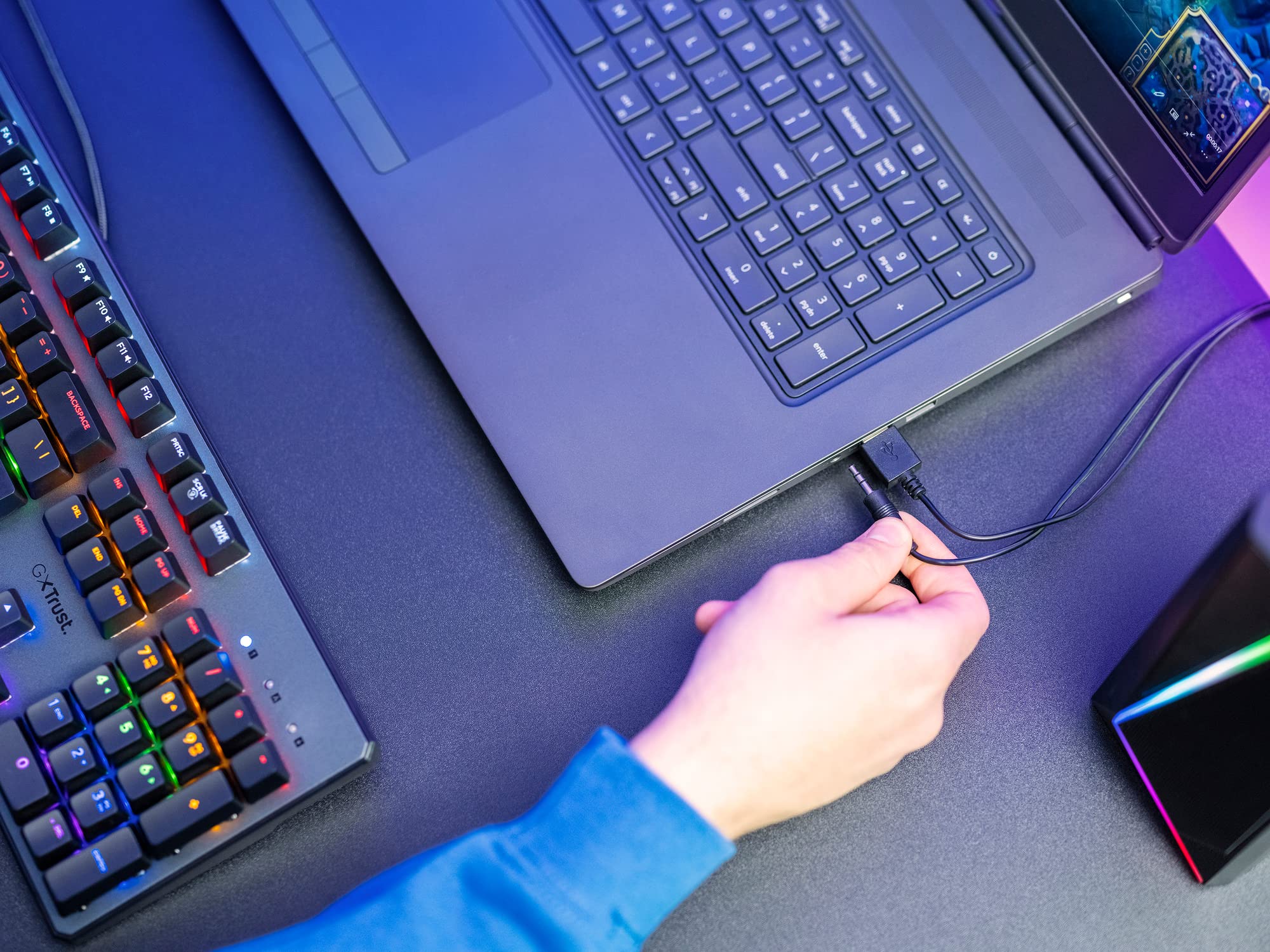 Trust Gaming GXT 609 Zoxa Système d'Enceintes, Haut-parleurs Gamer, 6 Modes d'Éclairage RGB, 12 W, Alimentation USB, Système Audio pour PC et Ordinateur Portable - Noir
