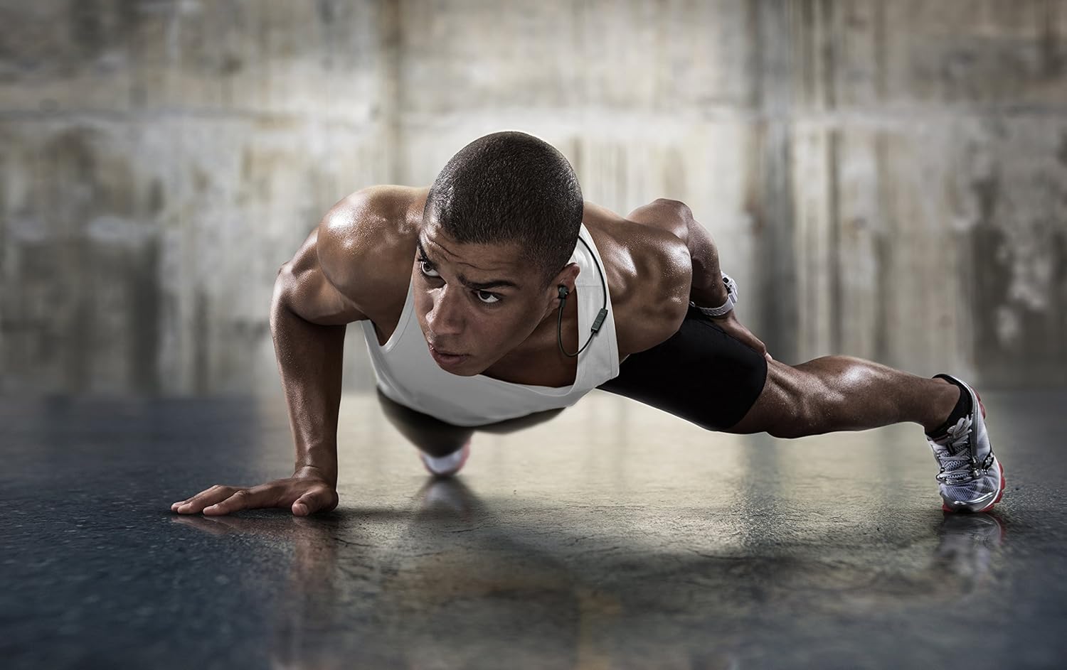 Pioneer Premium Performance Wireless Sports Earphones, Black SE-IM6BT(B)