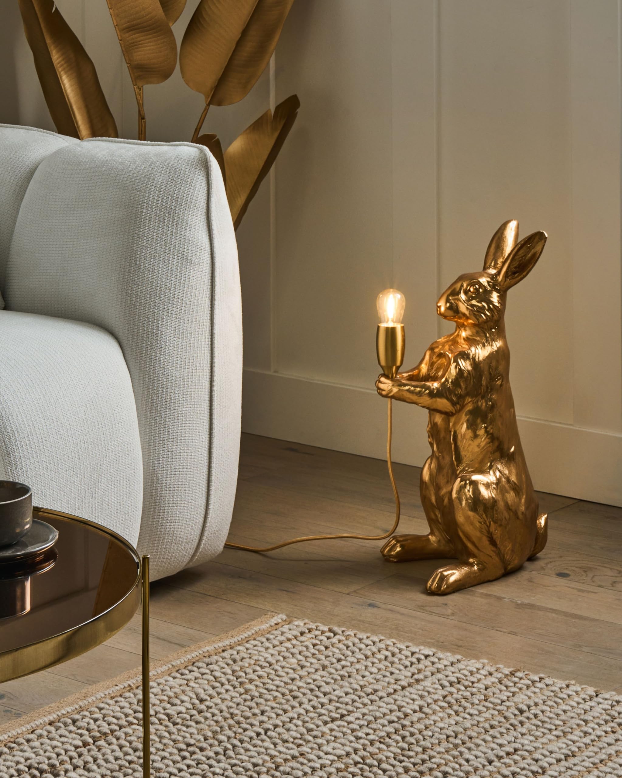 Beliani Lampe de Table en Polyrésine en Forme de Lapin Accessoire Salon Chambre Dorée Bugs