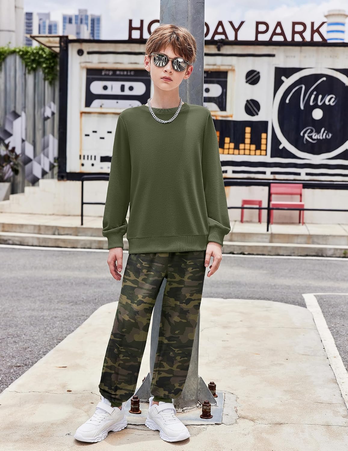 Arshiner Boys Camo Clothes 2 Piece Graphic Printed Sweatshirt and Pants Outfit Fall Winter Clothing Set 5-13 Years