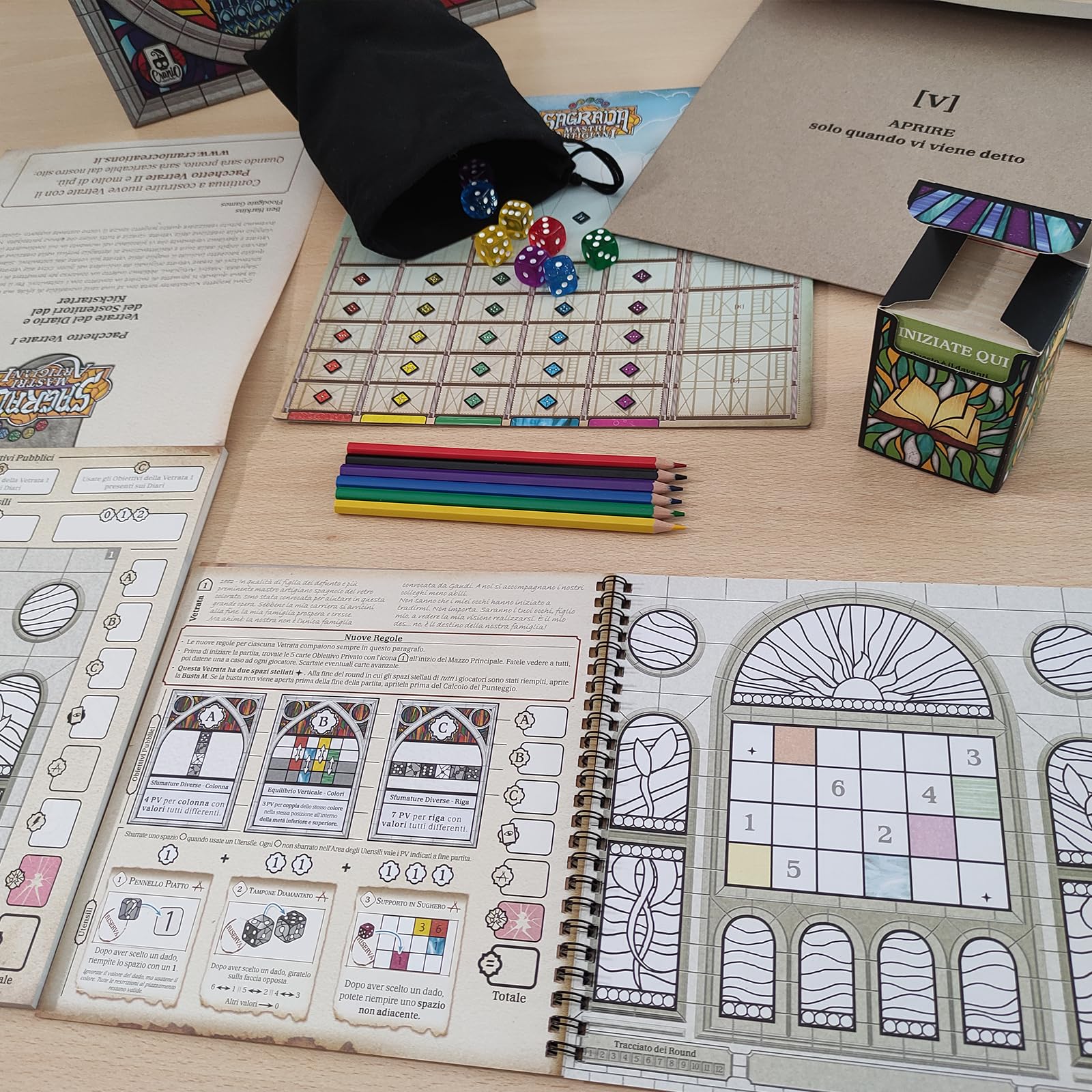 Cranio Creations - Sagrada, Mastri Artigiani - Il Gioco Legacy Per Costruire La Famosa Basilica Di Barcellona - Edizione in Lingua Italiana