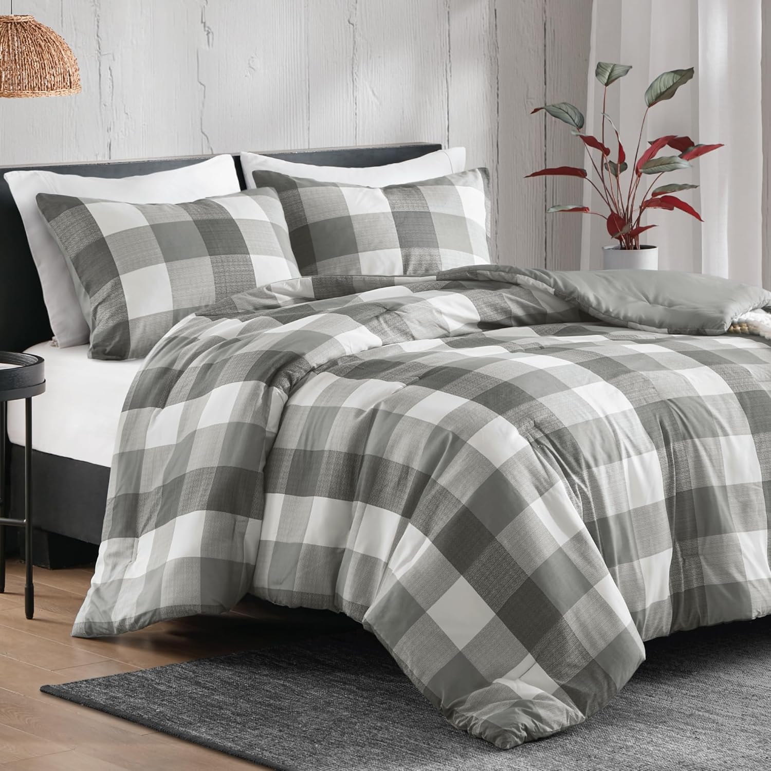 Hyde Lane Plaid Full/Queen Comforter Set, Farmhouse