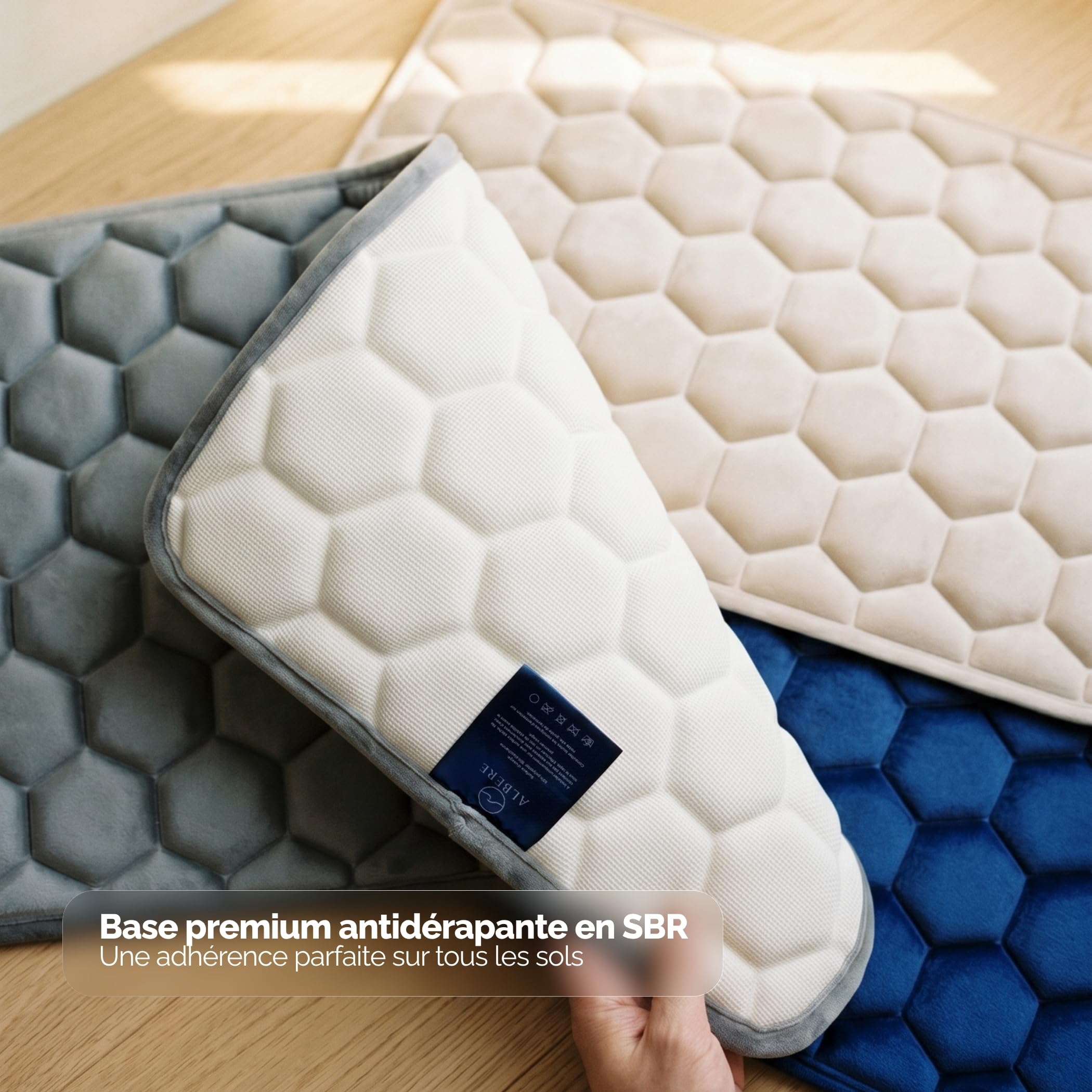 ALBERE Tapis de Bain Haut de Gamme en Mousse à Mémoire de Forme 2 cm, Antidérapant SBR, Ultra Absorbant, Doux et Moelleux, Séchage Rapide, 50x80 cm, Bleu Marin