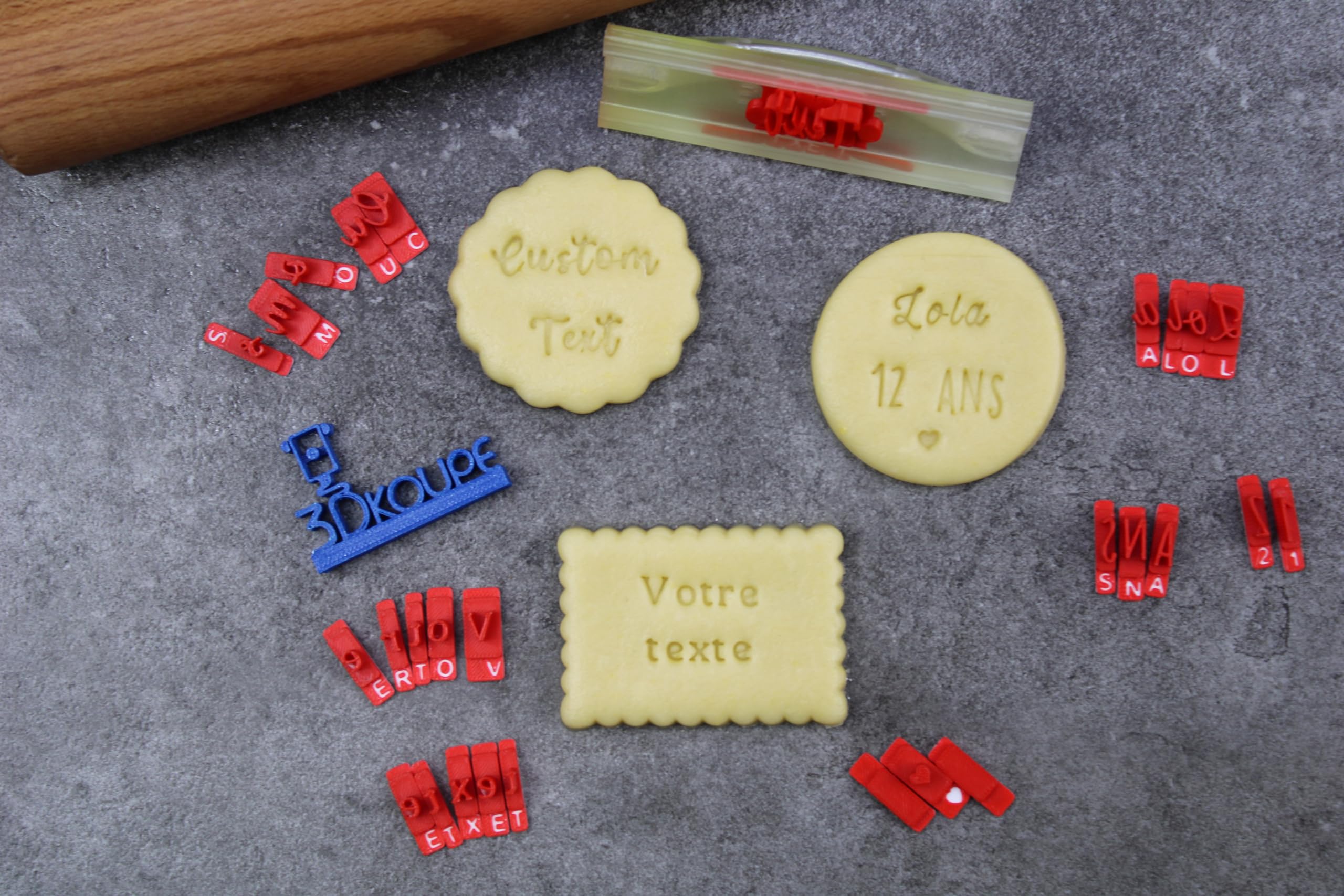 3DKOUPE - Kit tampon alphabet pour pâtisserie et pâtes - 10 polices d'écriture au choix - Minuscules, Majuscules, Chiffres, Symboles - Cake design, pâtisserie créative (KIT Complet)