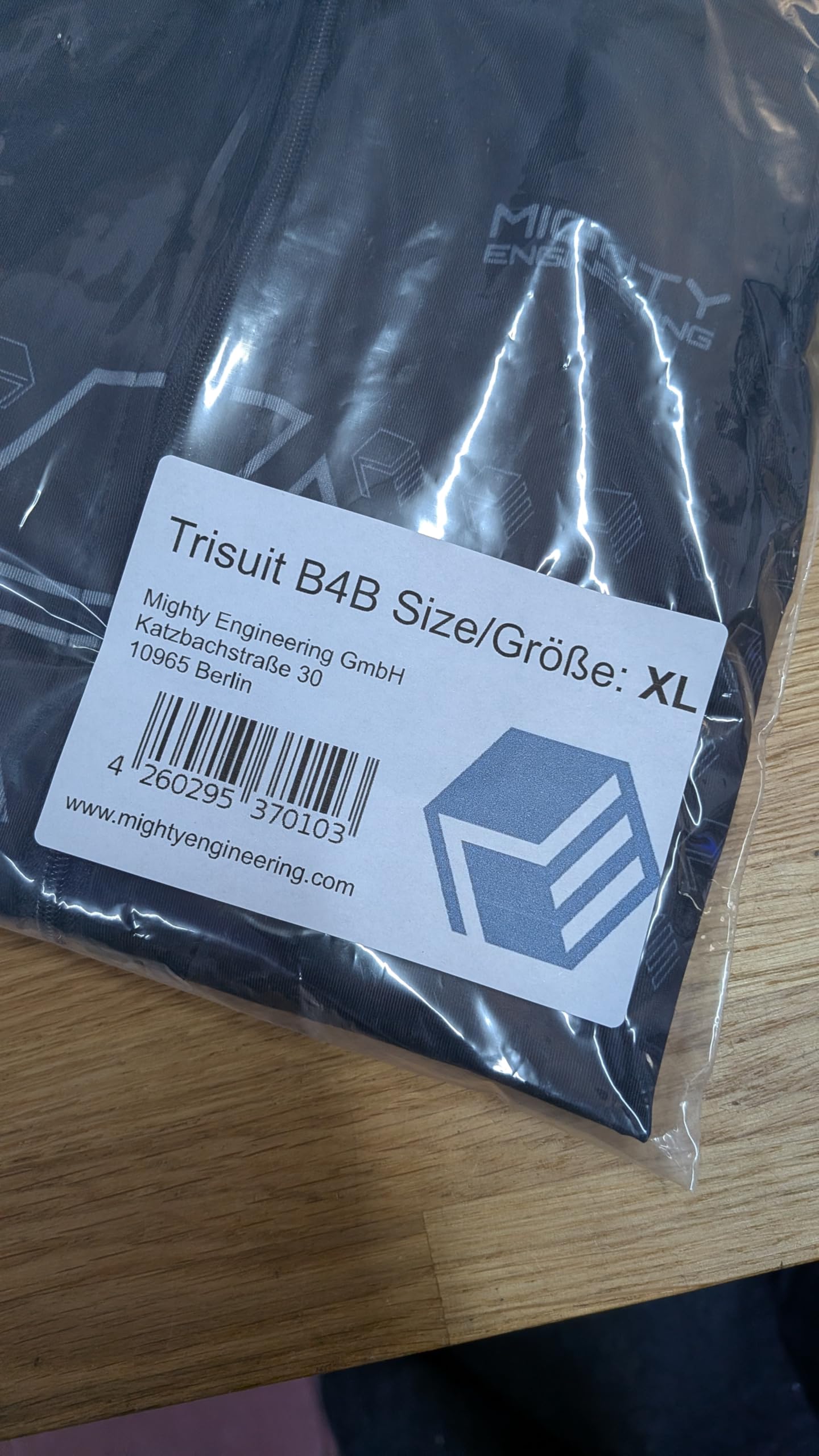 Trisuit B4B, Triathlon Anzug, Triathlonanzug, Schwarz, Ärmellos, ultra schnell und power Optik, für Training, Sprint und olympische Distanzen