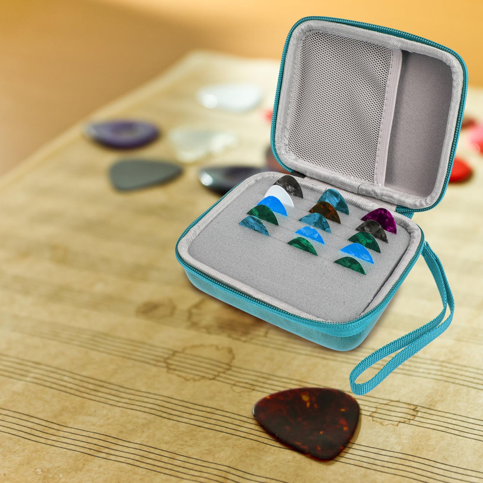ifundom 3sets Plettri Per Chitarra Elettrica e Folk Con Custodia Picks Ergonomici Leggeri e Resistenti Colori Misti Accessori Per Musicisti Per Performance Musicali