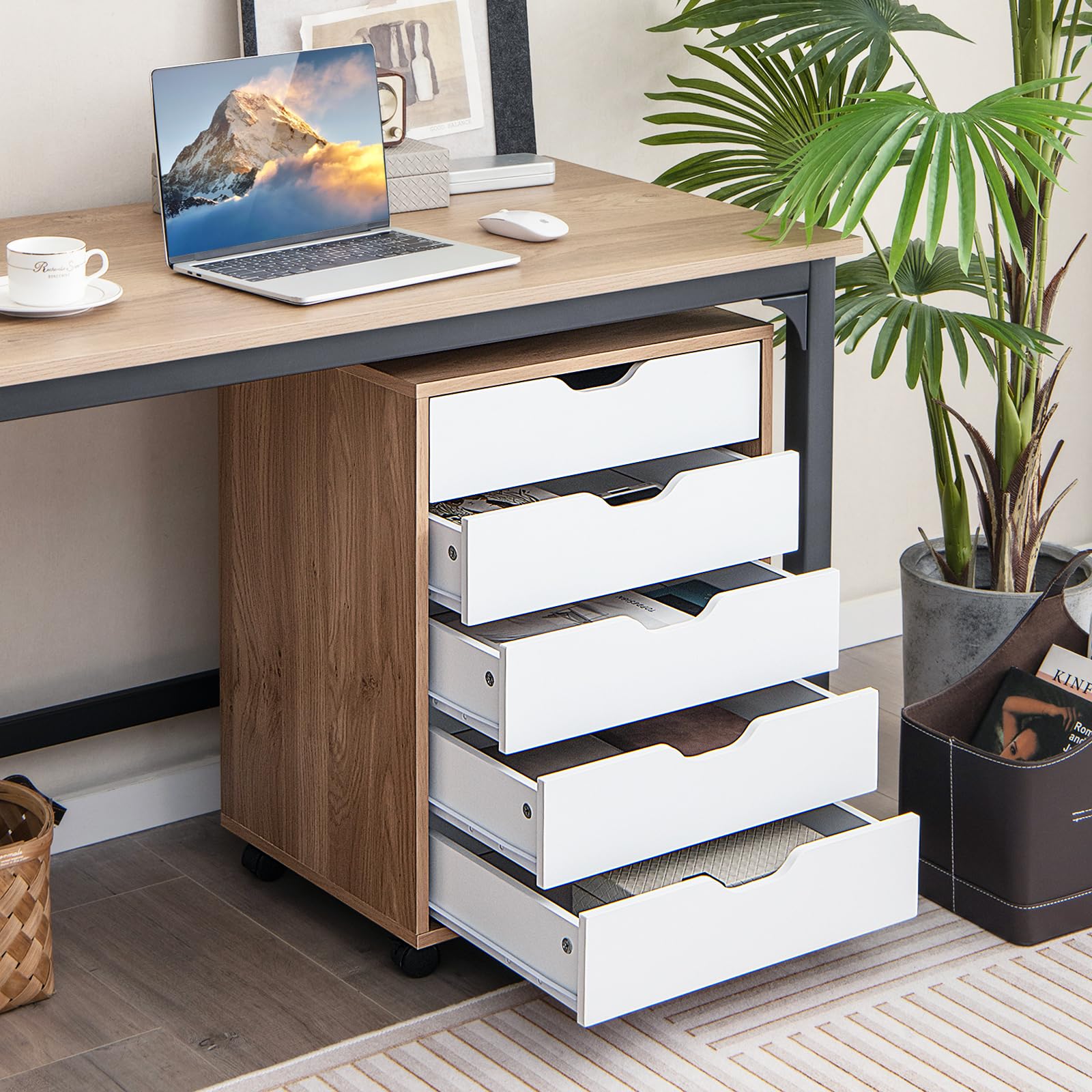KOMFOTTEU Cassettiera Ufficio con 5 Cassetti, Cassettiera Scrivania con Ruote Universali, Schedario Portadocumenti in Legno per Soggiorno, Camera da Letto, Studio, 49 x 42 x 66 cm (Naturale)