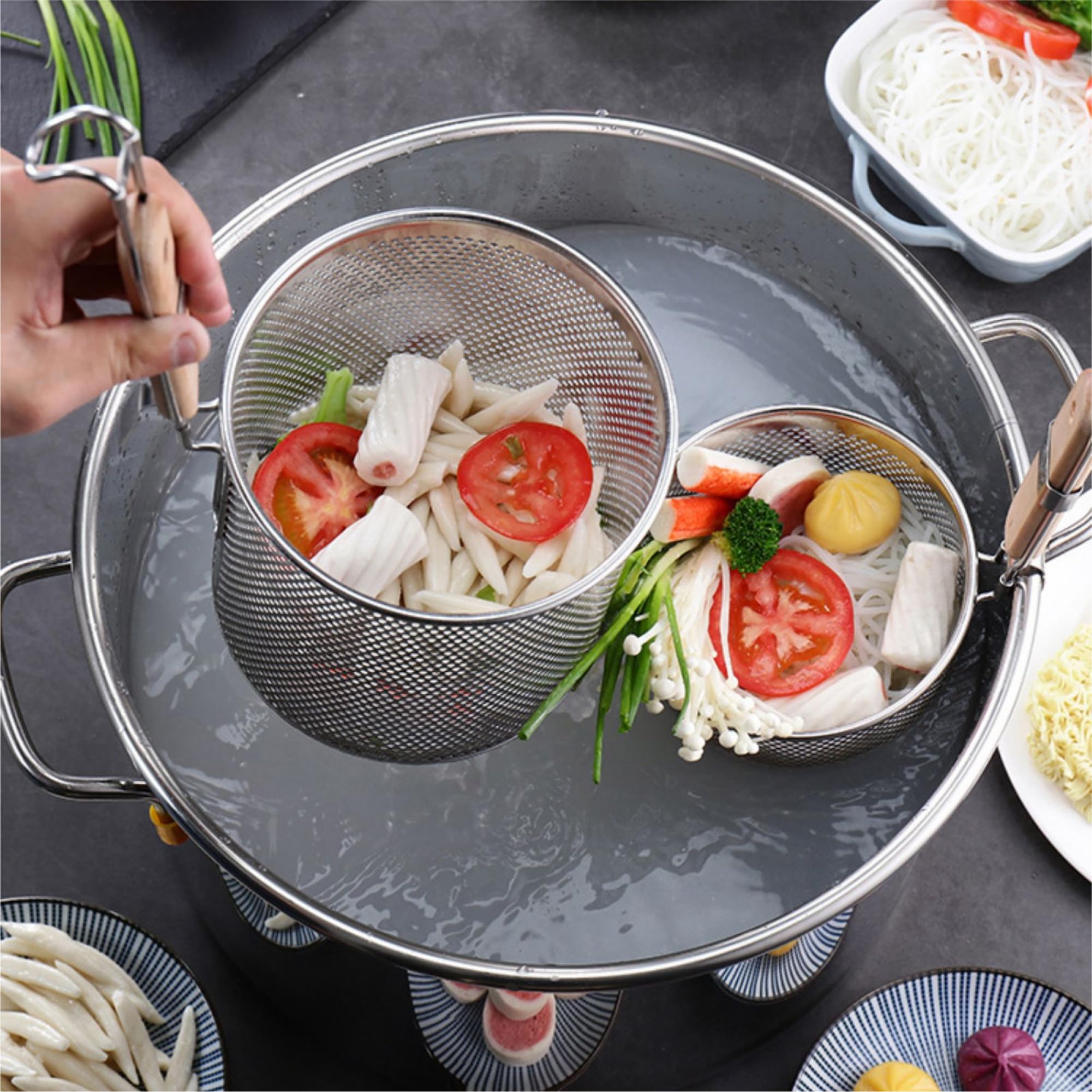 Amazon｜Gatoer 2つ 湯切り 業務用 ラーメンてぼ キッチン用品 うどん