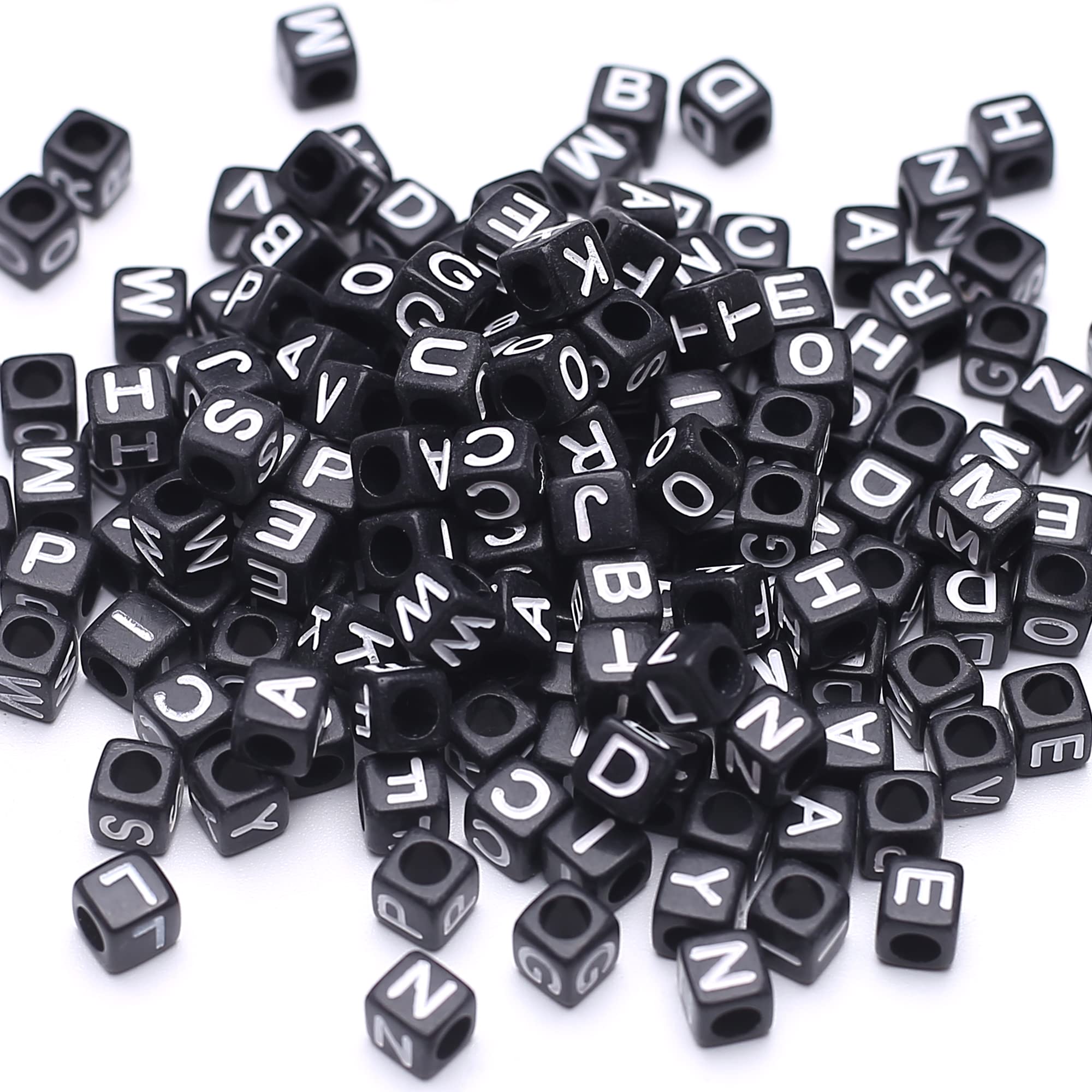 HERZWILDLetter Beads for Threading Approx. 1000 Pieces 6 x 6 mm Letter Beads Square Craft Beads Letters A-Z Beads for Jewellery Crafts (White-Black)