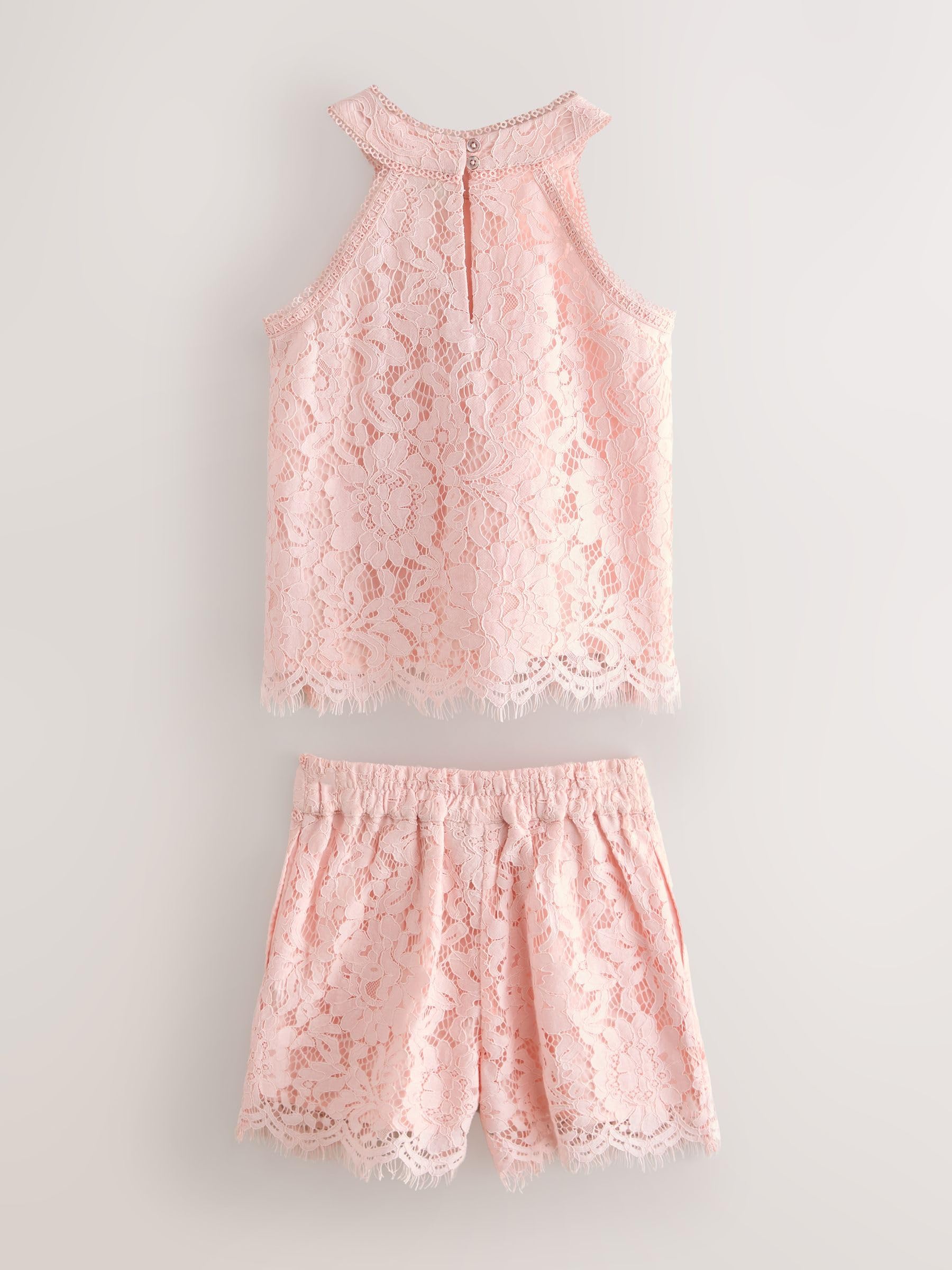 Conjunto de 2 piezas de camiseta con cuello halter para niña con encaje y pantalones cortos