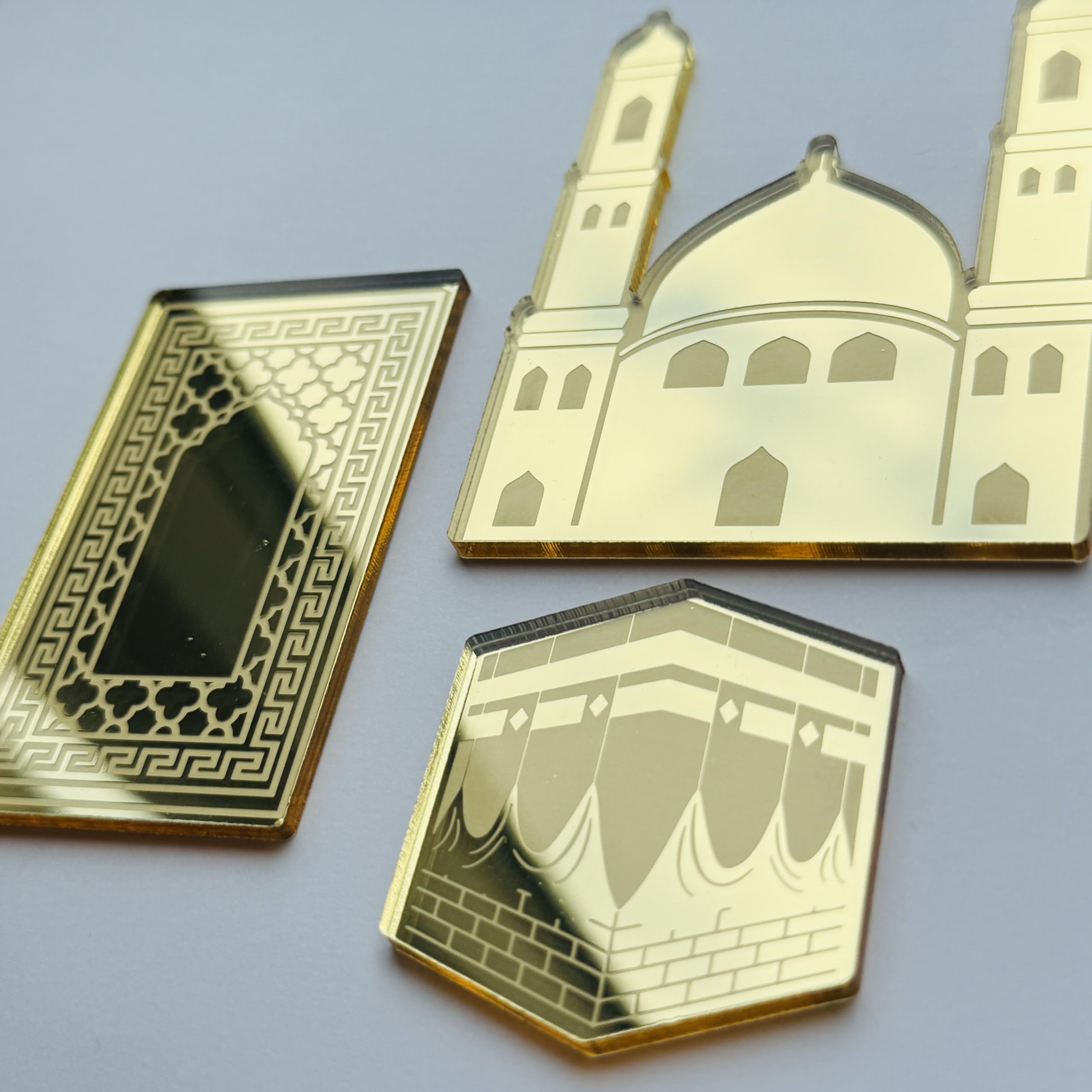 Umrah Mubarak With Signpost Acrylic Cake Charm Topper, Gold Mirror, Laser Cut, 3mm Thick