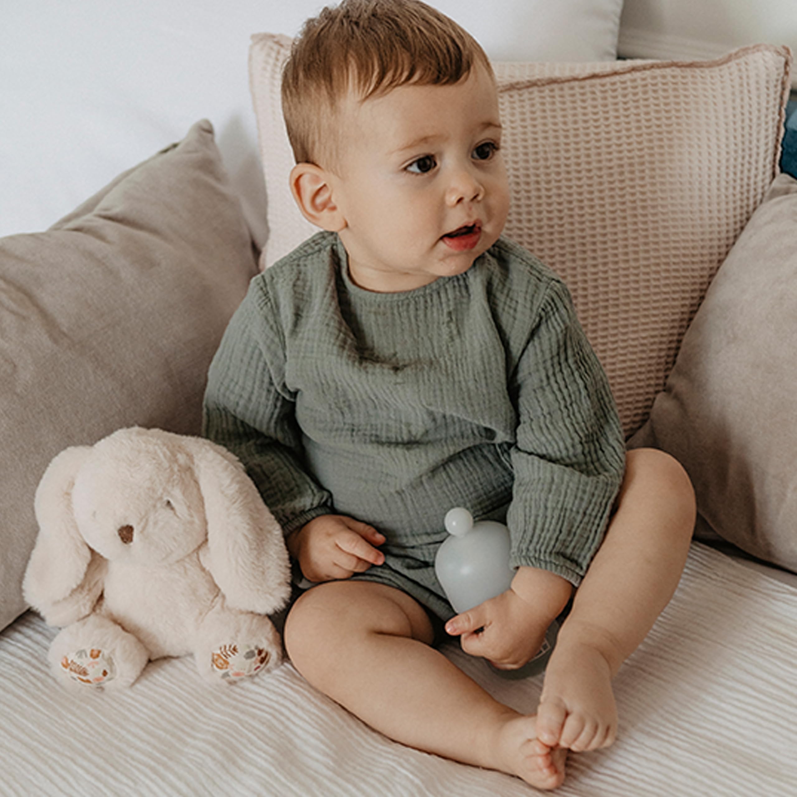 Suavinex, Gift Baby Colonia, Include Baby Cologne 100 ml + 50 ml da viaggio + Peluche per bebè, A basso contenuto di alcol per neonati e bambini, non macchia i vestiti