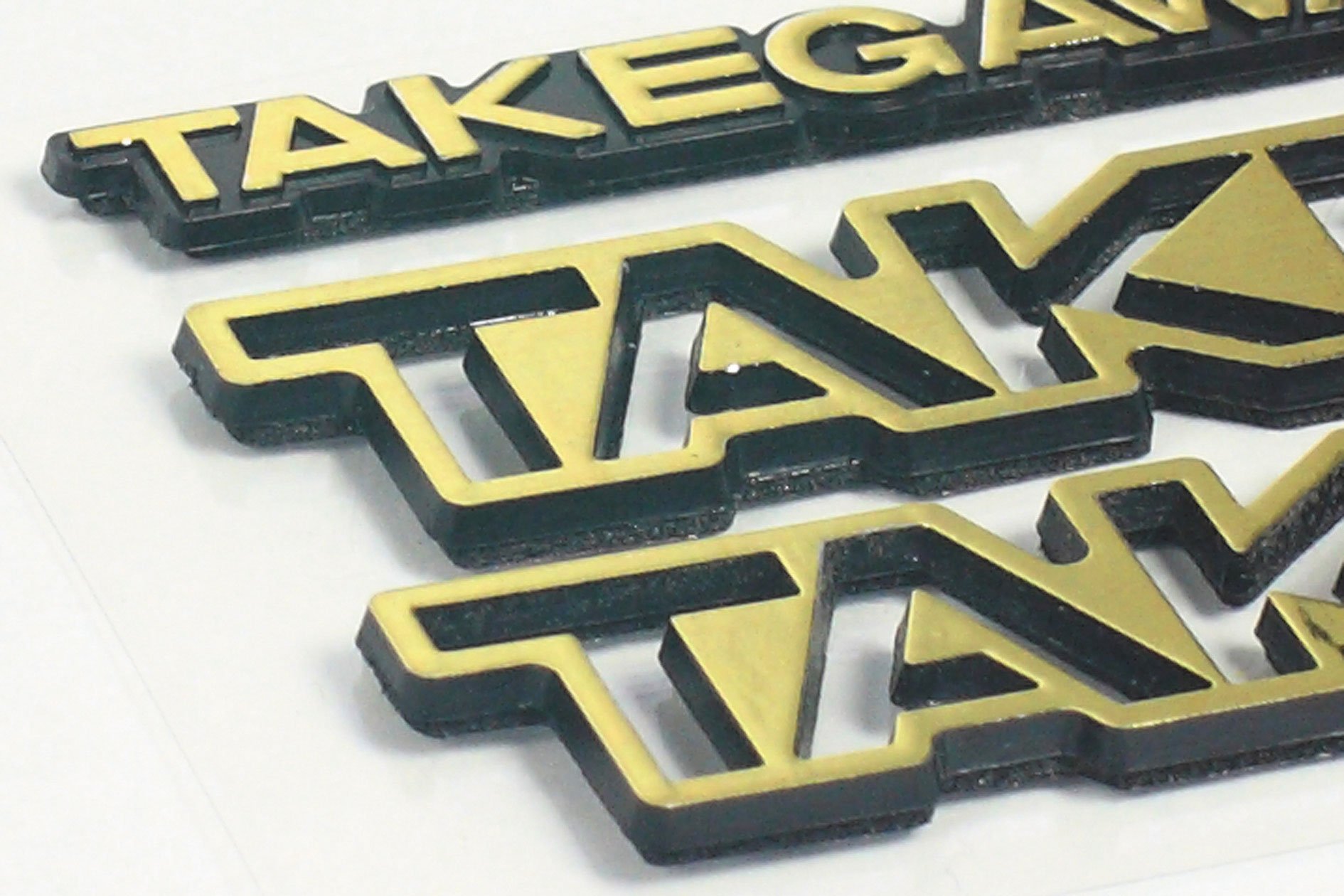 Amazon | スペシャルパーツ武川 コンベックスエンブレム ゴールド 大小 