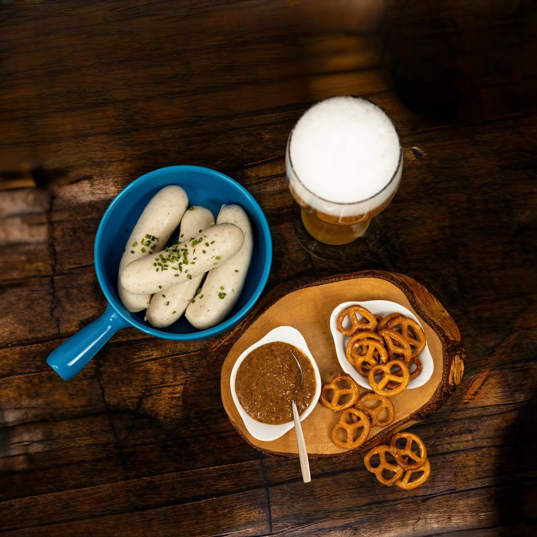 Bayern Geschenkset "Augsburg" | Geschenkkorb gefüllt mit Bier & bayerischen Delikatessen | Präsentkorb für Männer zum Geburtstag, Dankeschön, Oktoberfest