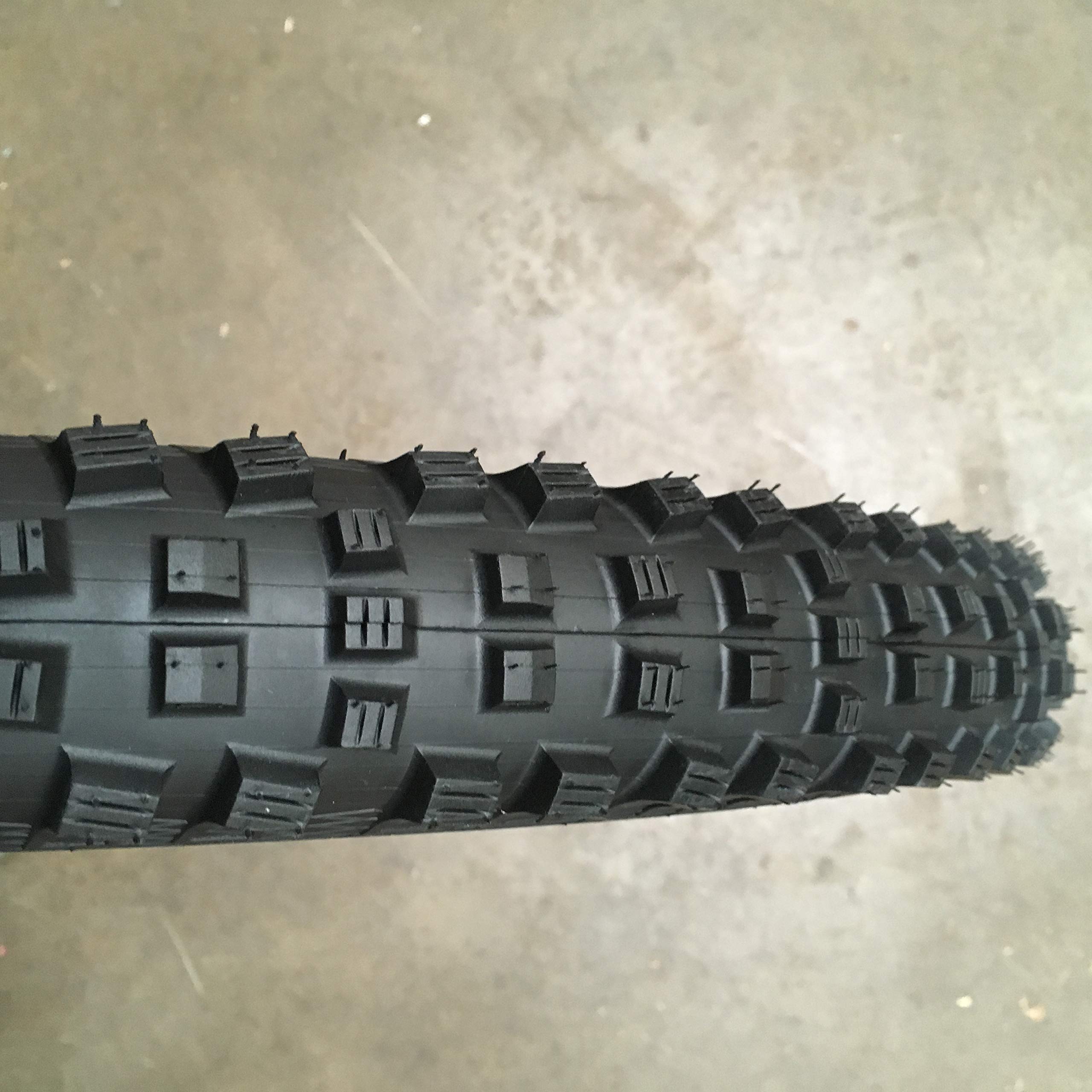650b) Addix BikePark Bike Tyre 