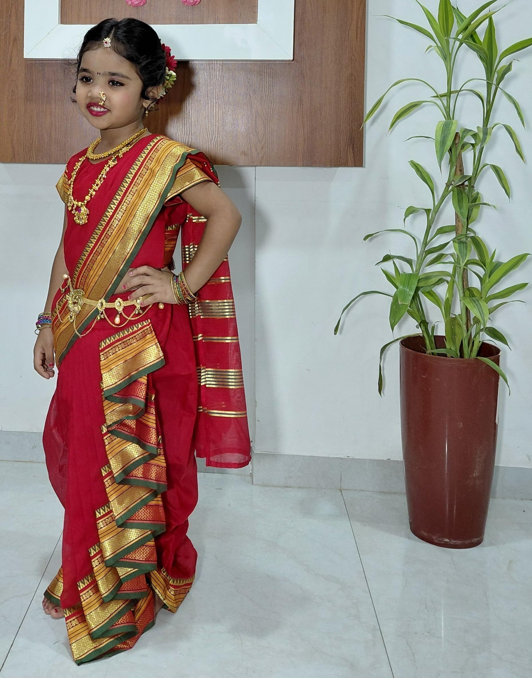 Mom and Me Girls' Ready-to-Wear Mastani Nauwari Saree with Stitched Blouse | Traditional Maharashtrian Ilkal Border | Soft Acrylic Cotton | Age 12 Months to 15 Years (Red, 5-6 Years) - Image 6 thumbnail
