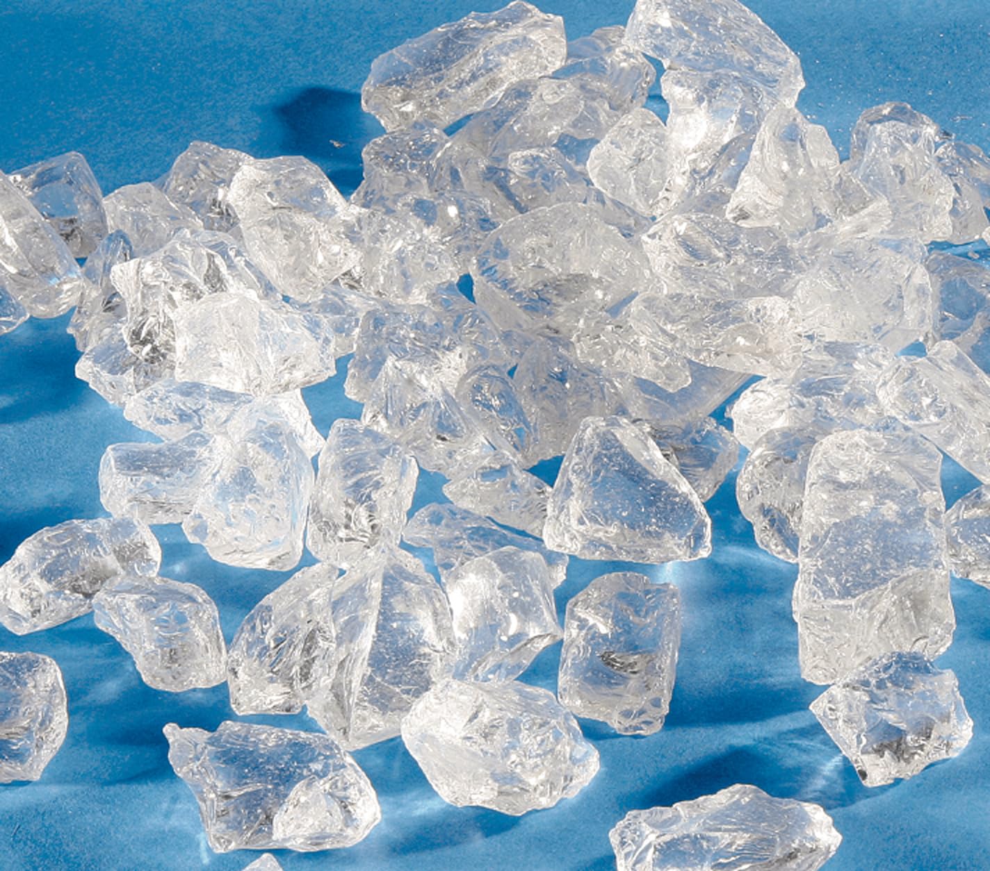 EDZARD Gránulos decorativos de cristal (4-10 mm), 1 kg, incoloros, transparentes, impermeables, sin polvo, hielo artificial, decoración de hielo triturado