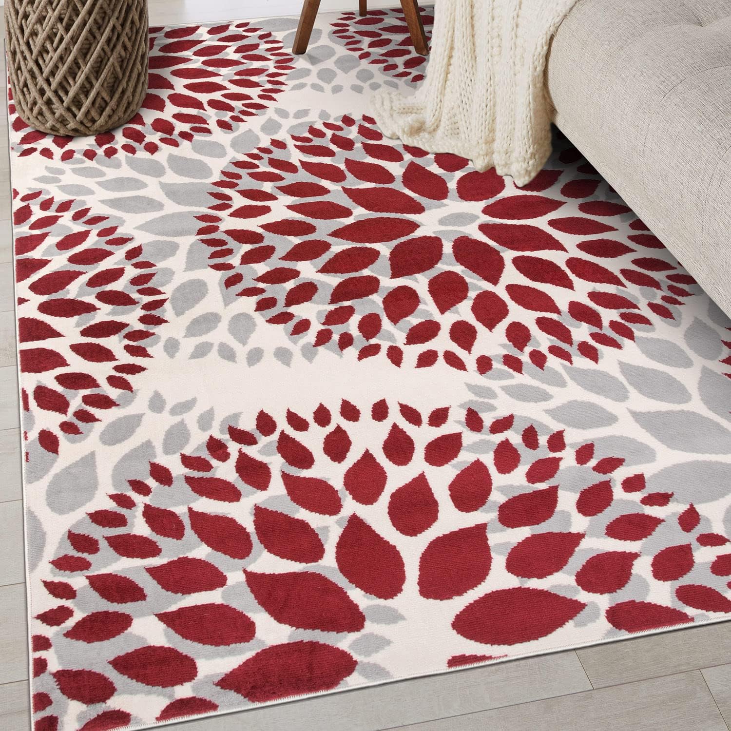 Amazon.com: Modern Large Floral Pattern Area Rug 5' 3