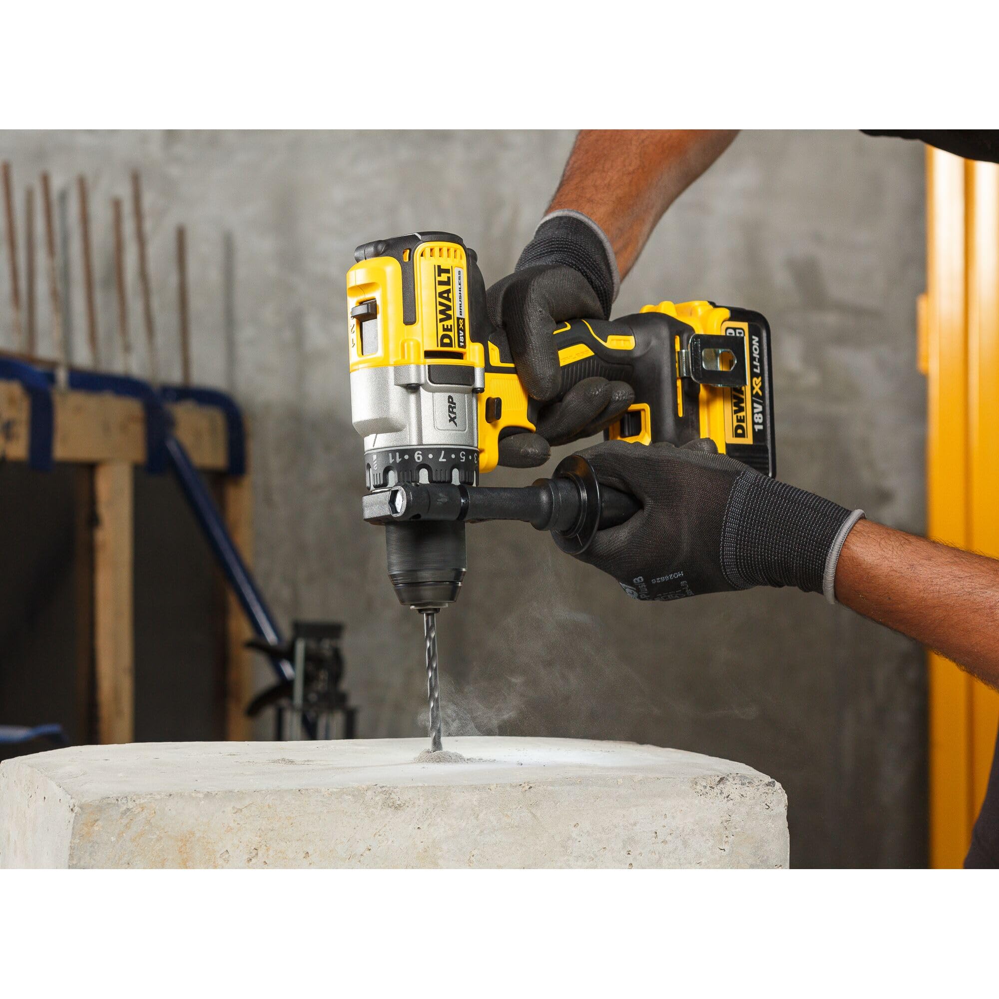 DEWALT DCD991NT-XJ Taladro (batería)