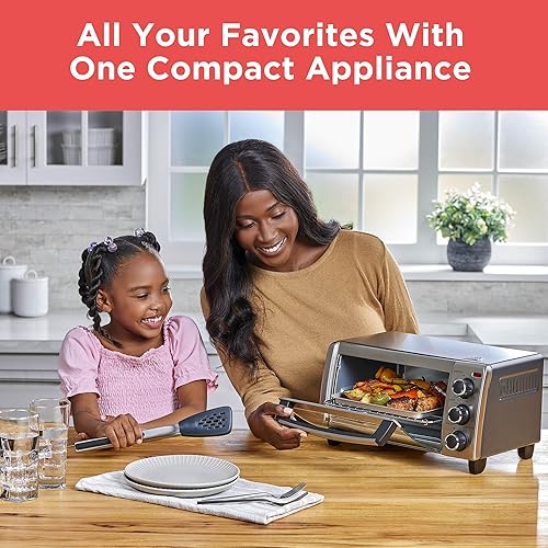 Miniatura 4 de BLACK+DECKER TO1313SBD Horno tostador para 4 rebanadas, incluye sartén, rejilla para asar y tostar, negro