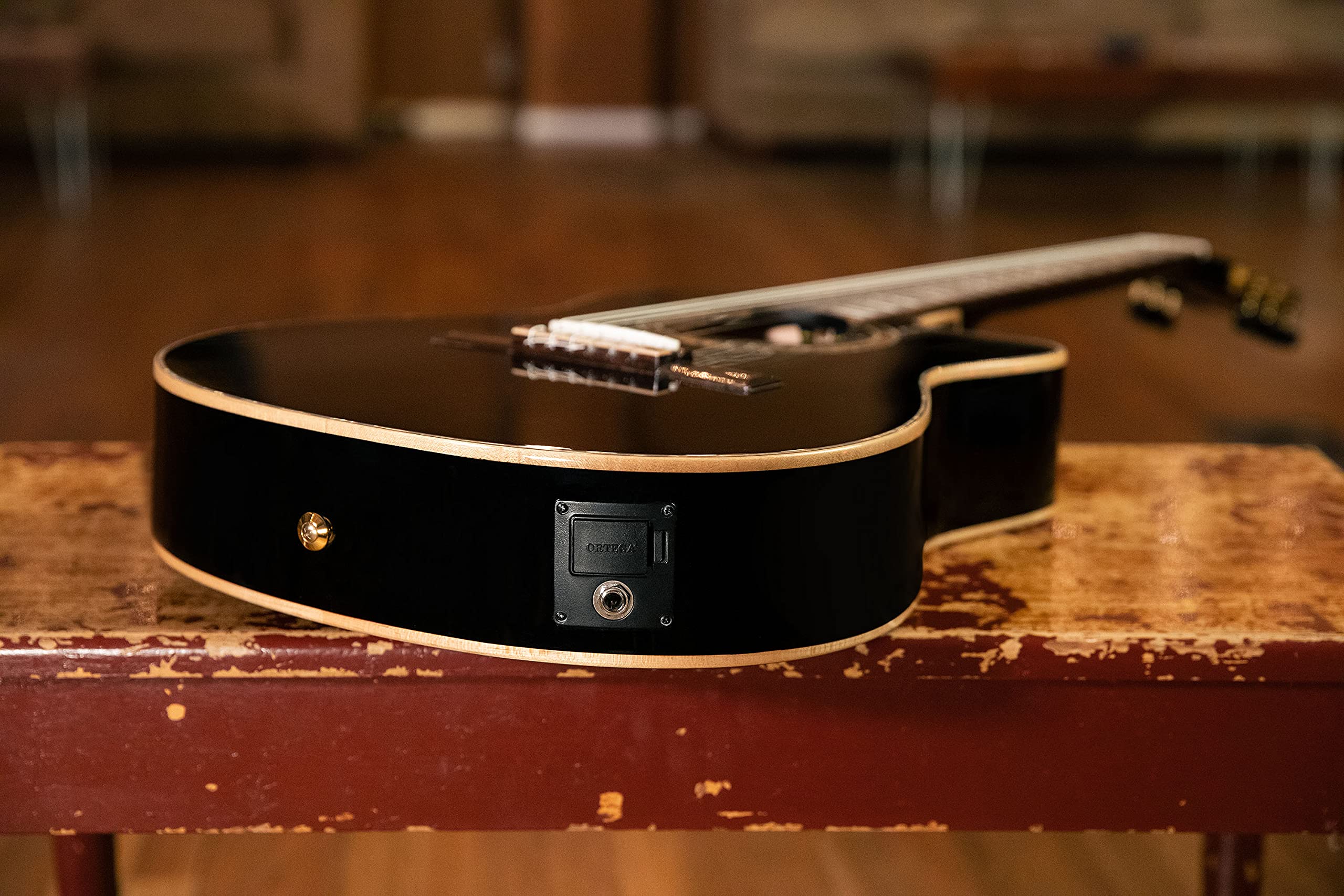 Ortega Classical Guitar Performer Series 4/4 Inclusive Custodia Manico Sottile Thinline Body - Nero (RCE138-T4BK)