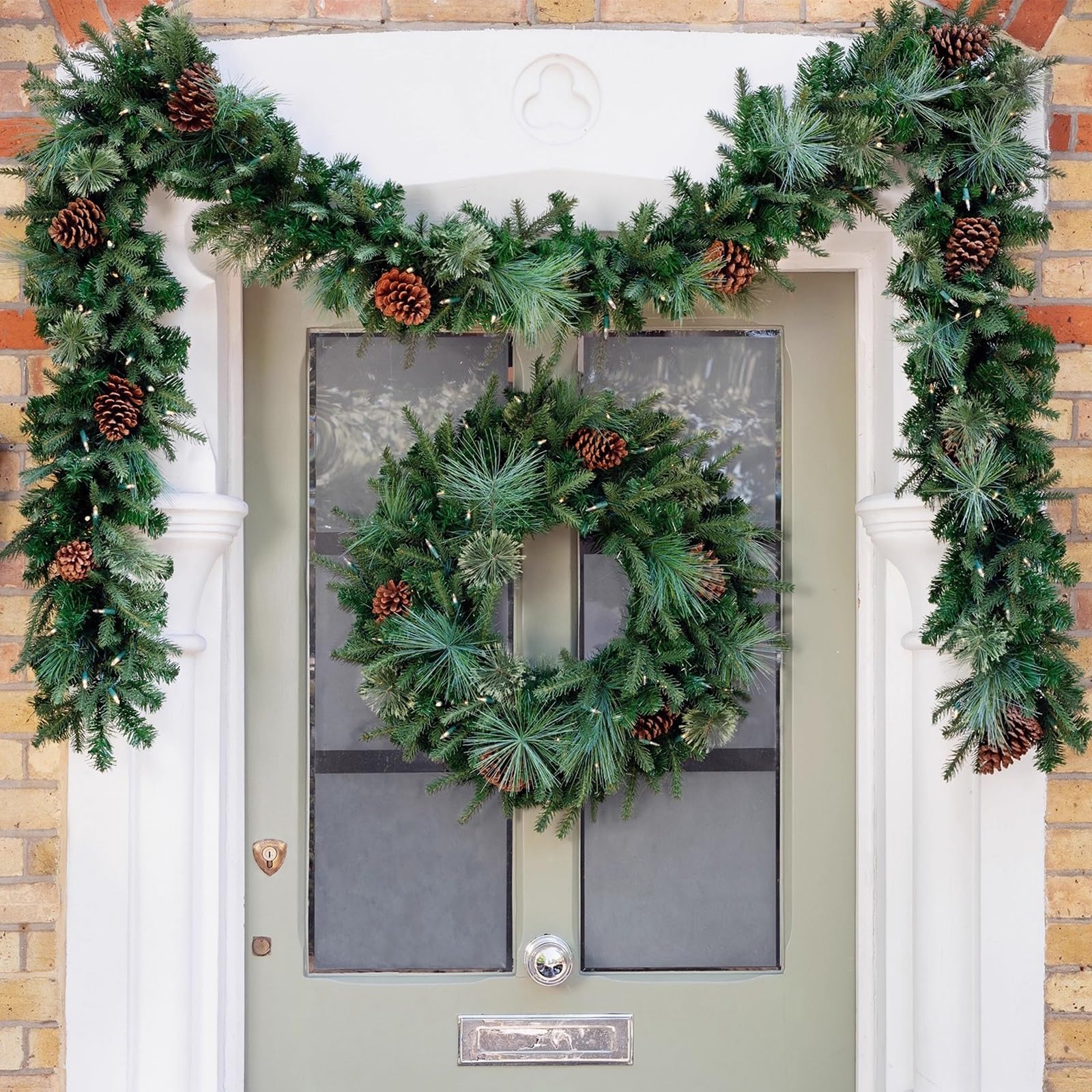 Juego de 2 Adornos Navidad, Christmas Garland con piñas y luz, Guirnalda Navidad, para Porche, Puerta de Entrada, Interior y Exterior.(80cm/31in)