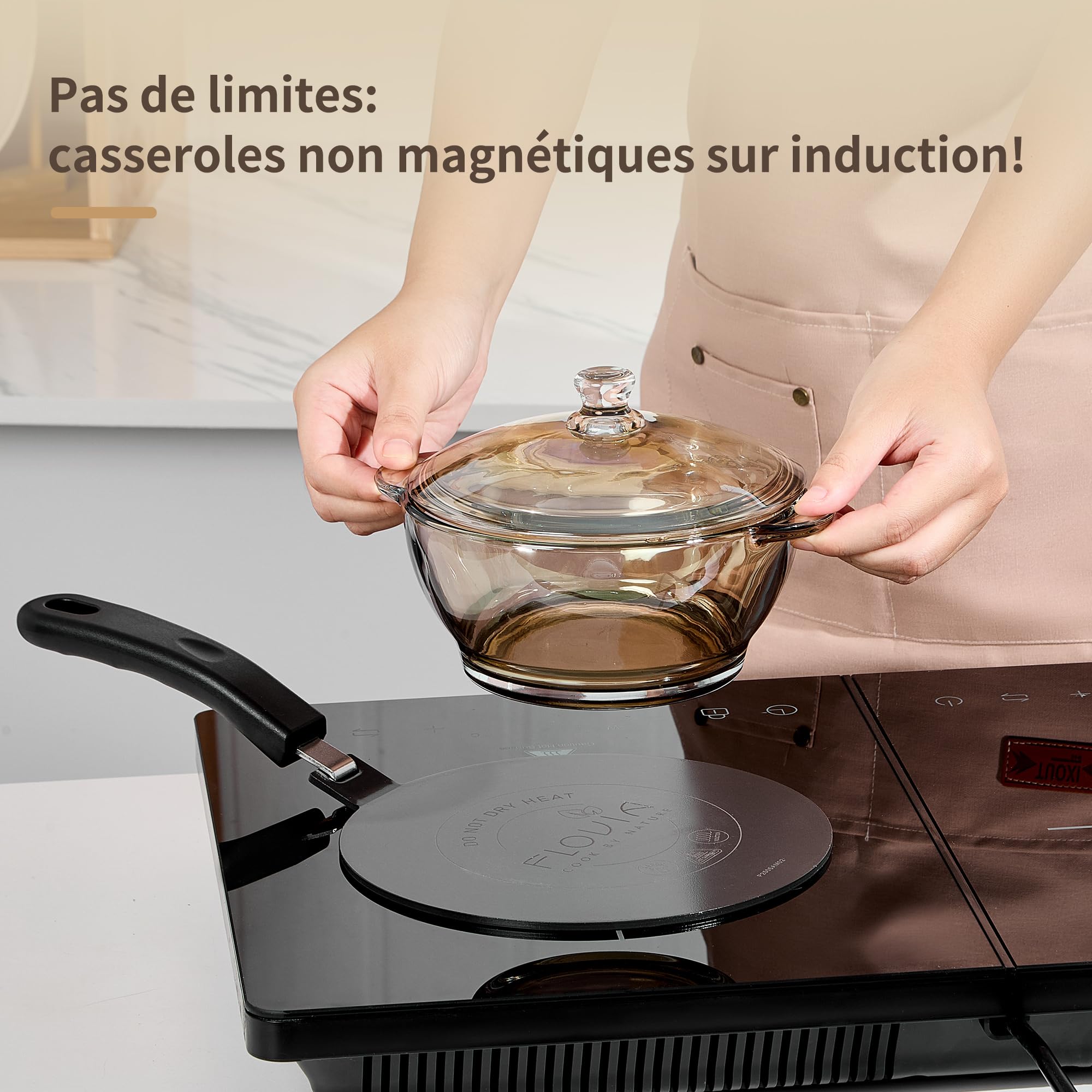 Plaque Adaptateur Induction Ø24cm avec Poignée Amovible, Diffuseur de Chaleur pour Casseroles Non-Inductives, Compatible Induction, Gaz & Électrique. Noir sans Décoloration