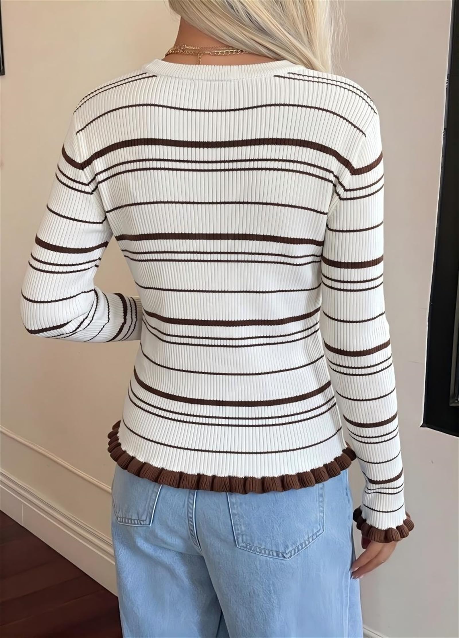 Cardigan da donna a righe a costine a maniche lunghe con orlo a volant