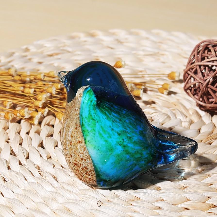 高級希少 ガラス 鳥 置物 Amazon.co.jp: 吹きブルーガラスの鳥の置物 - アートガラスの動物の