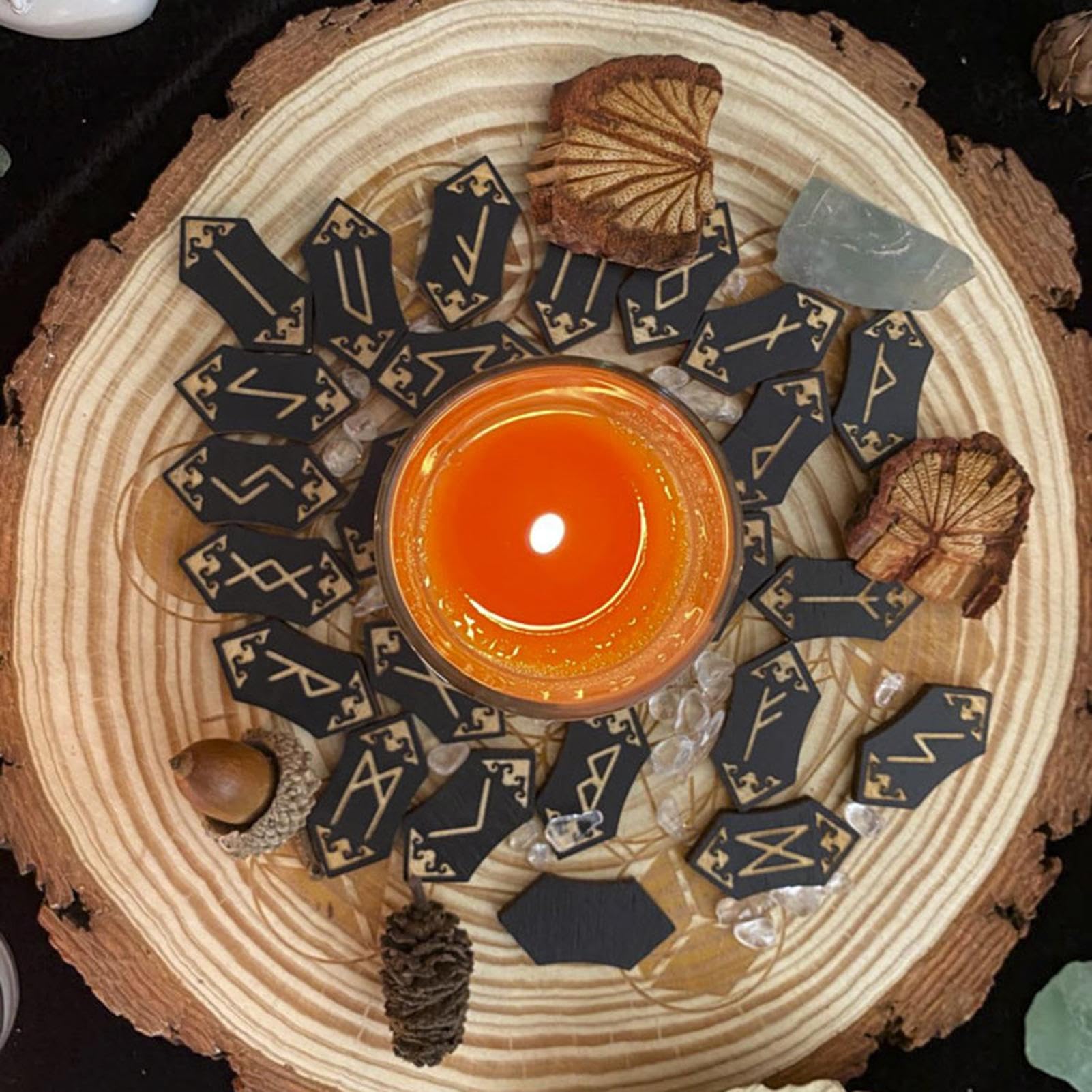 Runen-Set, Holz-Runen mit Anleitung (evtl. nicht in deutscher Sprache), Schnitzzubehör, Mythologie, Meditationswerkzeug für Freunde, Reisen, Schule, Kollegen, Wohnheim, Zuhause, Familie