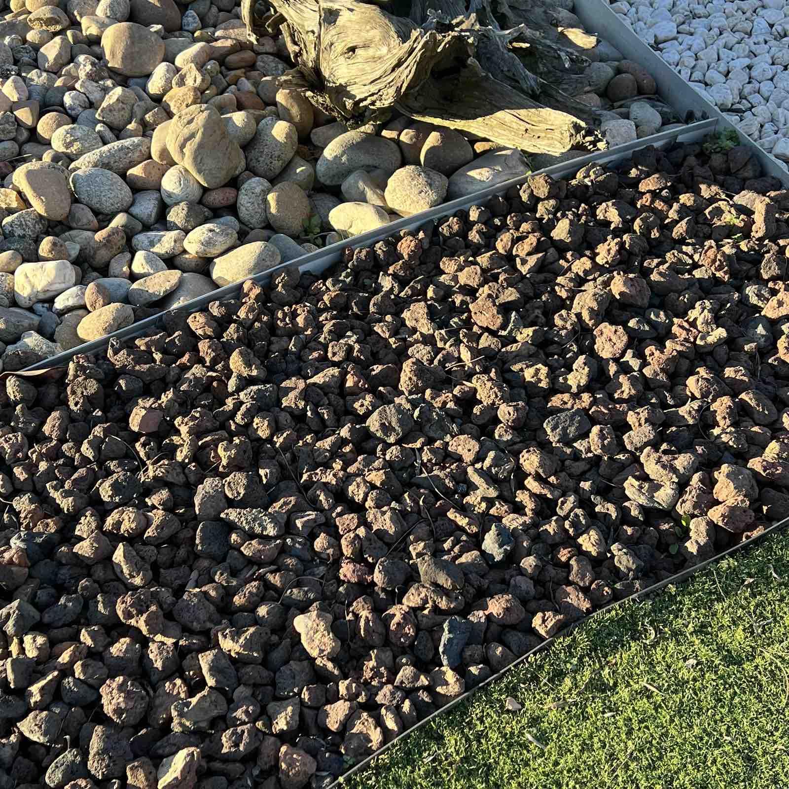Gravilla Volcánica Rojiza/Negra 25-50 mm Piedras Volcánicas Premium para Jardinería y Decoración - 100% Naturales, Ecológicas, Versátiles Embellecer 25L