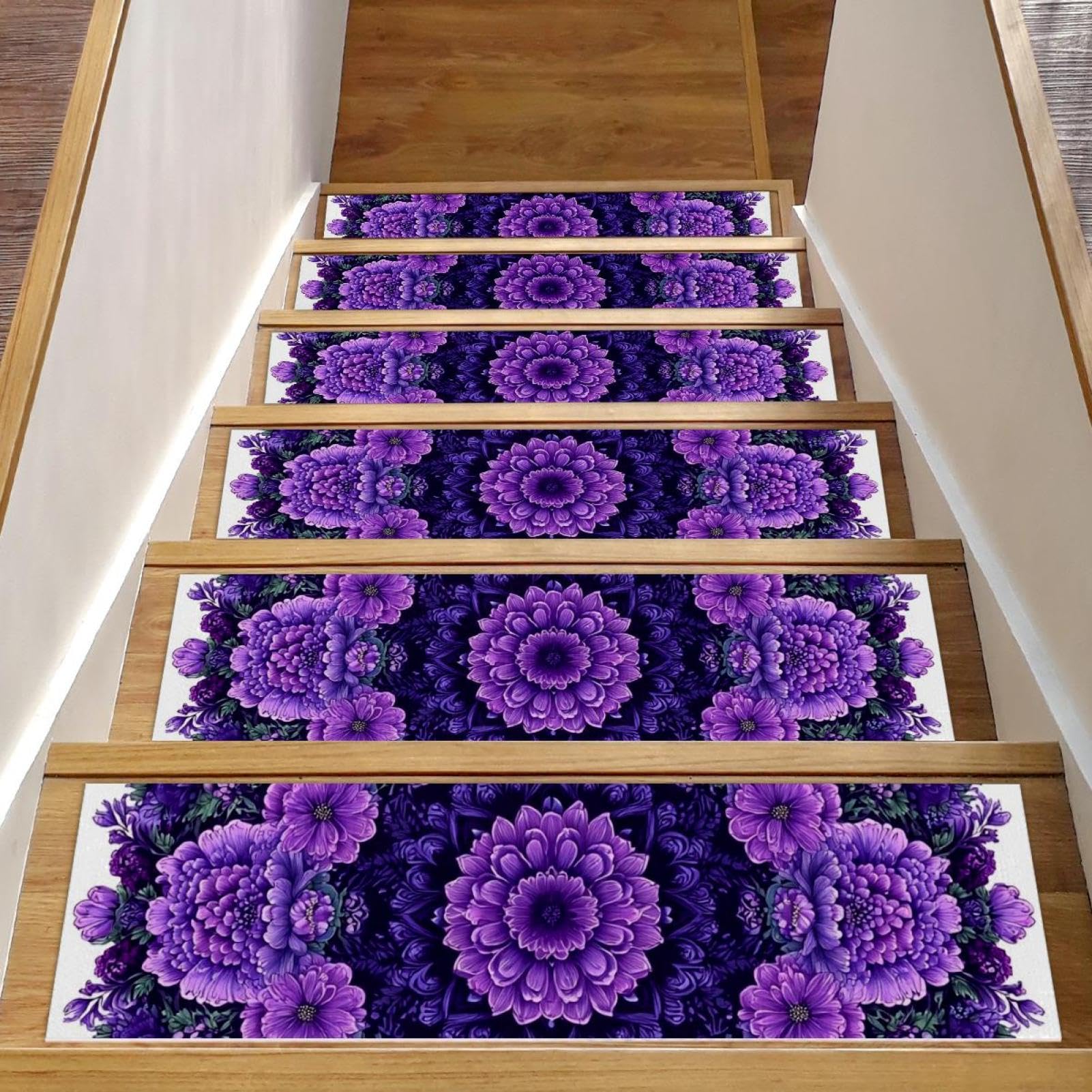 Marches d'escalier antidérapantes rondes et violettes au motif mandala floral