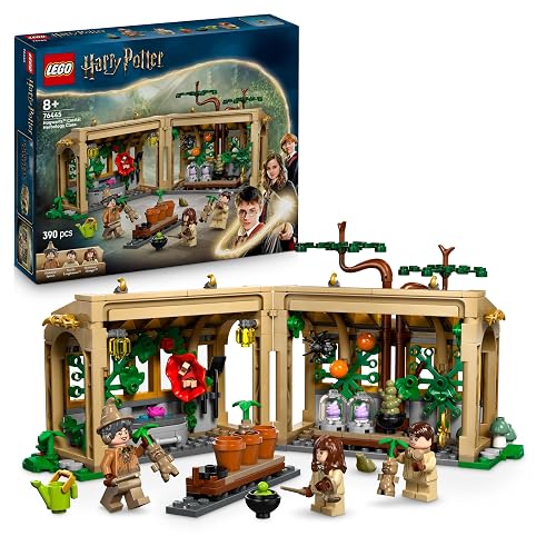 LEGO Harry Potter Castillo de Hogwarts: Clase de Herbología - Minifiguras de Neville Longbottom, Hermione Granger y Prof. Sprout - 3 Mandrágoras de Juguete - Regalo para Niñas y Niños de 8+ Años 76445