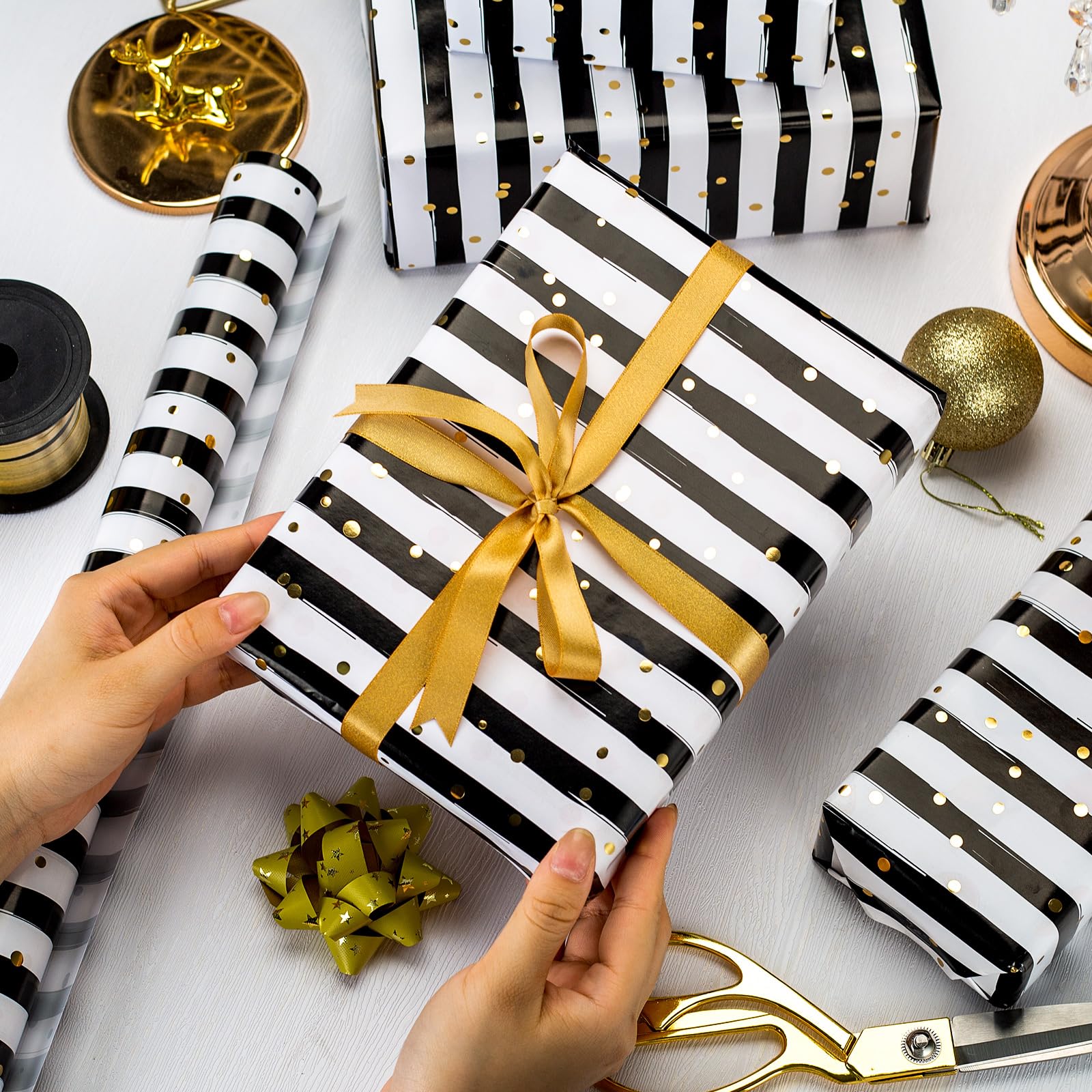Strippy Rapping Paper Snapklik.com : MAYPLUSS Stripe Wrapping Paper, Black And White Striped ...