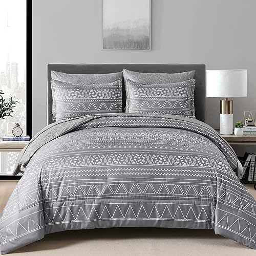 WONGS BEDDING Juego de edredón bohemio gris tamaño Queen, cama gris oscuro en una bolsa, edredón de 7 piezas con textura a rayas, juego de ropa de