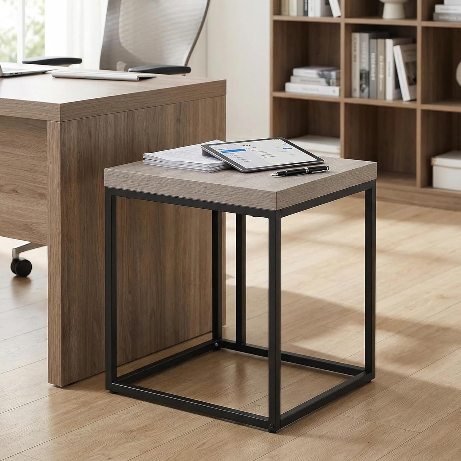 CENSI Modern Square End Table, 18" French Oak Side Table for Living Room, Extra Thick 1.6" Wood Top & Metal Frame, Sturdy Industrial Nightstand Accent Furniture(Grey Wash)