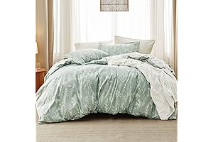 Bedsure Twin/Twin XL Comforter Set: Tranquil Dreams in a Sage Green Floral Embrace