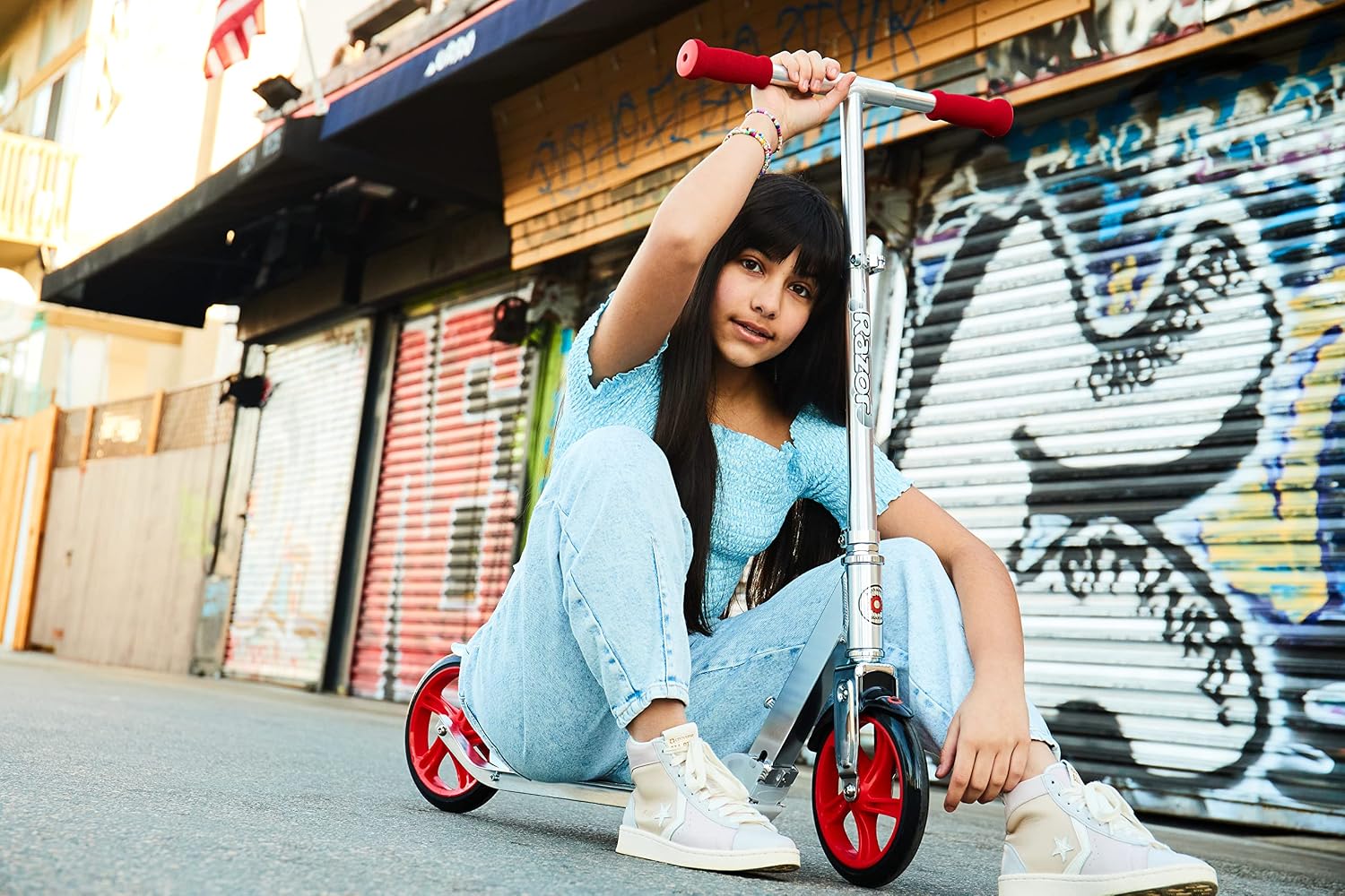 Razor A5 Lux Kick Scooter for Kids - Image 4