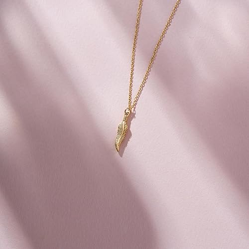 Miniatura 4 de 14K Gold Plated Over Sterling Silver Necklace - Dainty Leaf Pendant - Perfect Gift for Nature Lovers, Hypoallergenic, Artisan Crafted