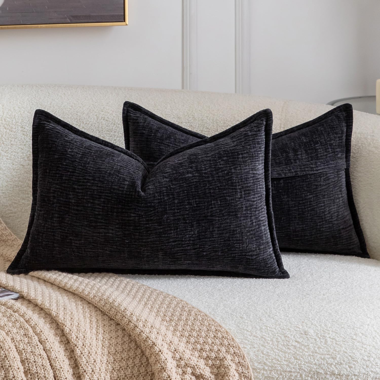 Madizz Pack of 2 Decorative Cushion Covers Soft Chenille Throw Pillows Solid Textured Throw Pillow Covers for Couch Sofa Bedroom Living Room 30x50 CM, Black